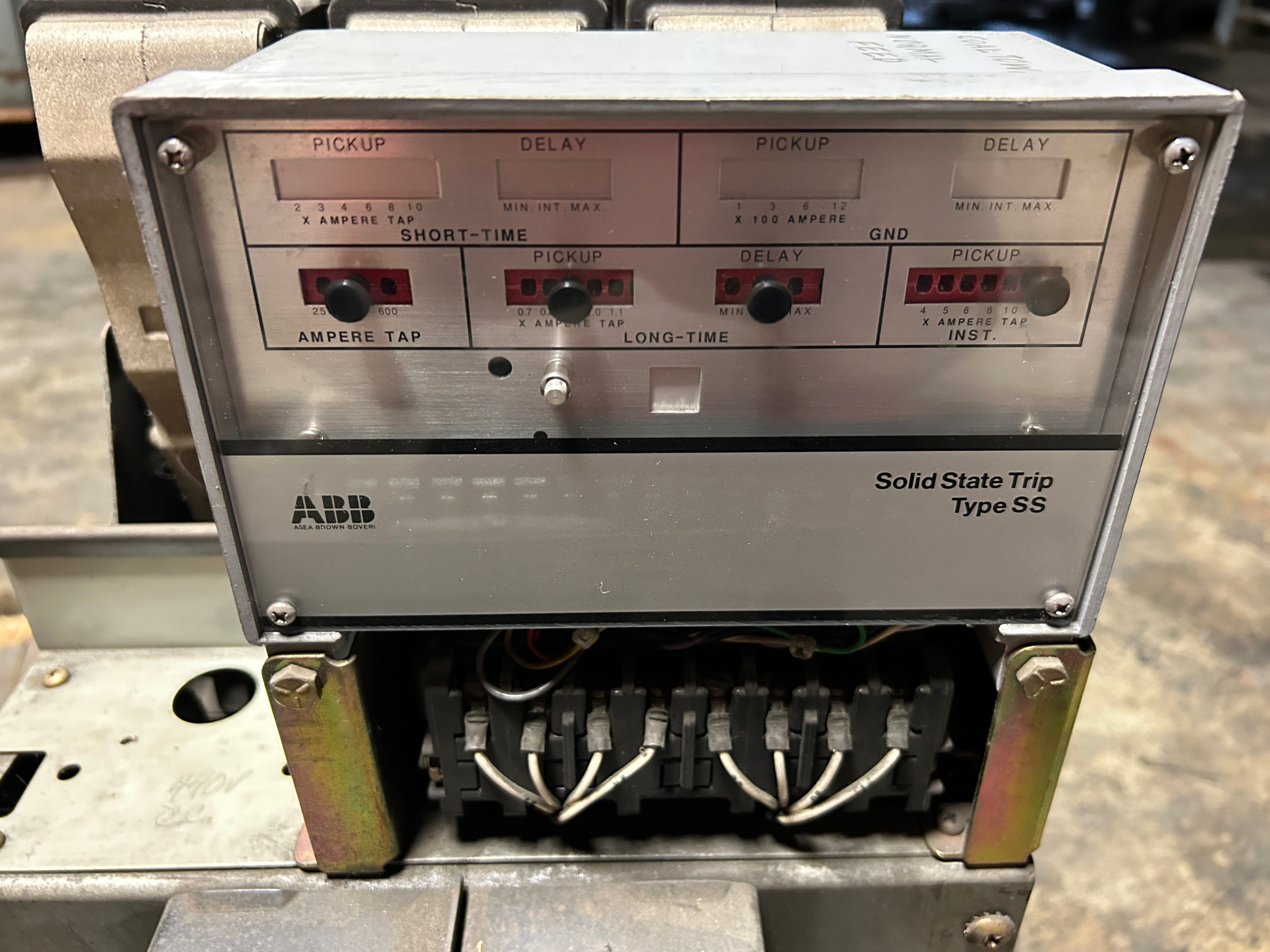 ABB K-600S K-Line Power Circuit Breaker 600A K600S with Solid State Trip SS
