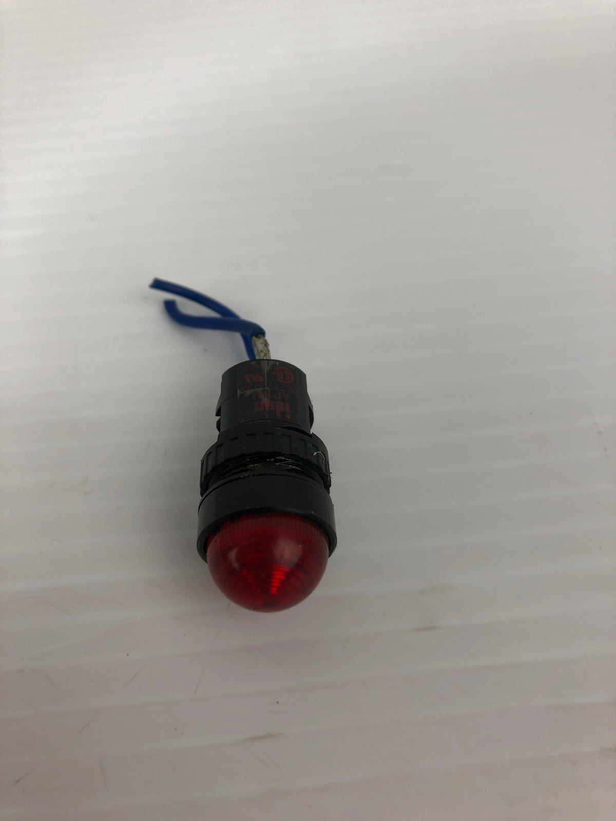 Idec AP6M Red Indicator Light DC24V 11mA