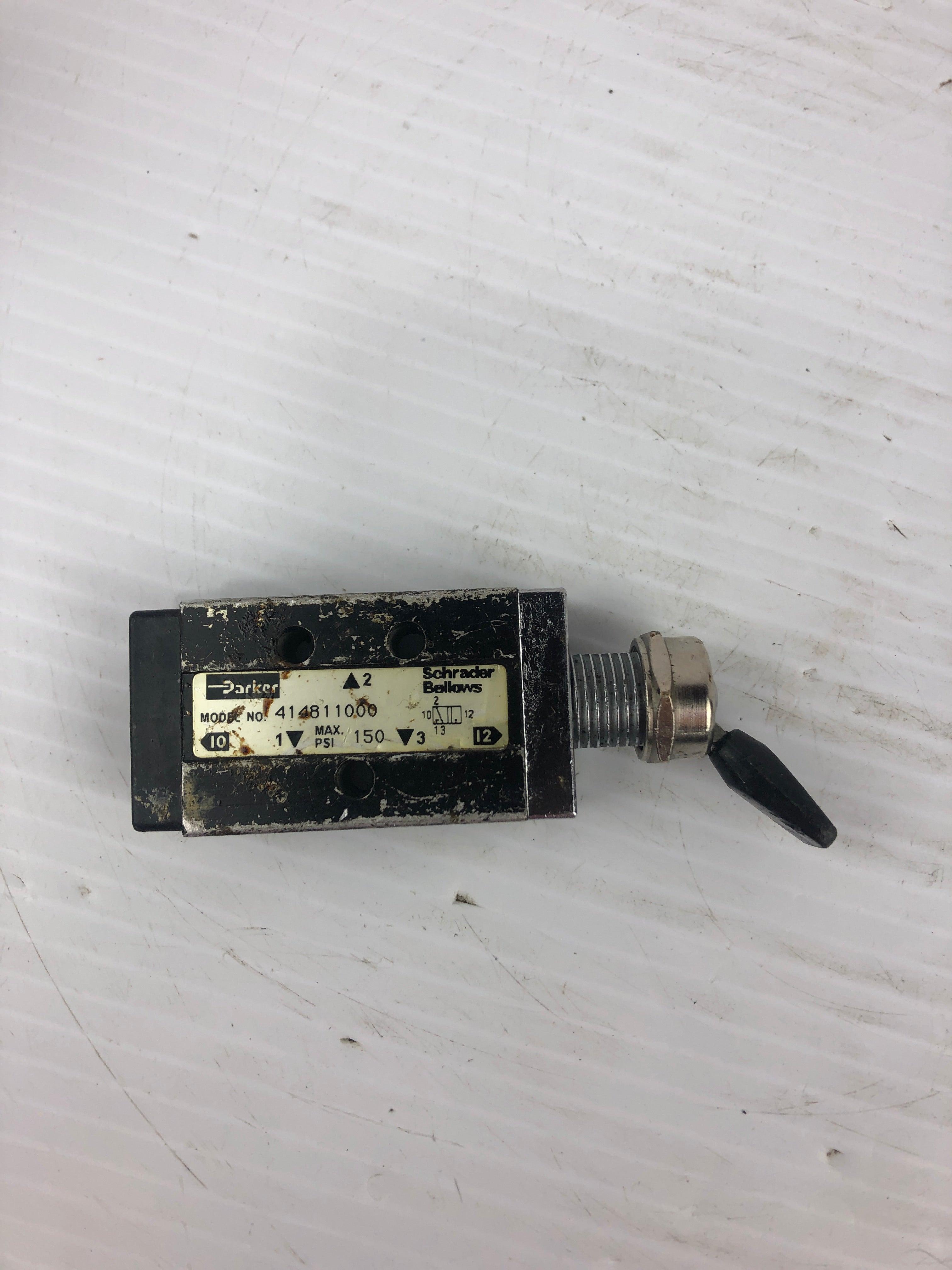 Parker 414811000 Toggle Control Valve 150 PSI