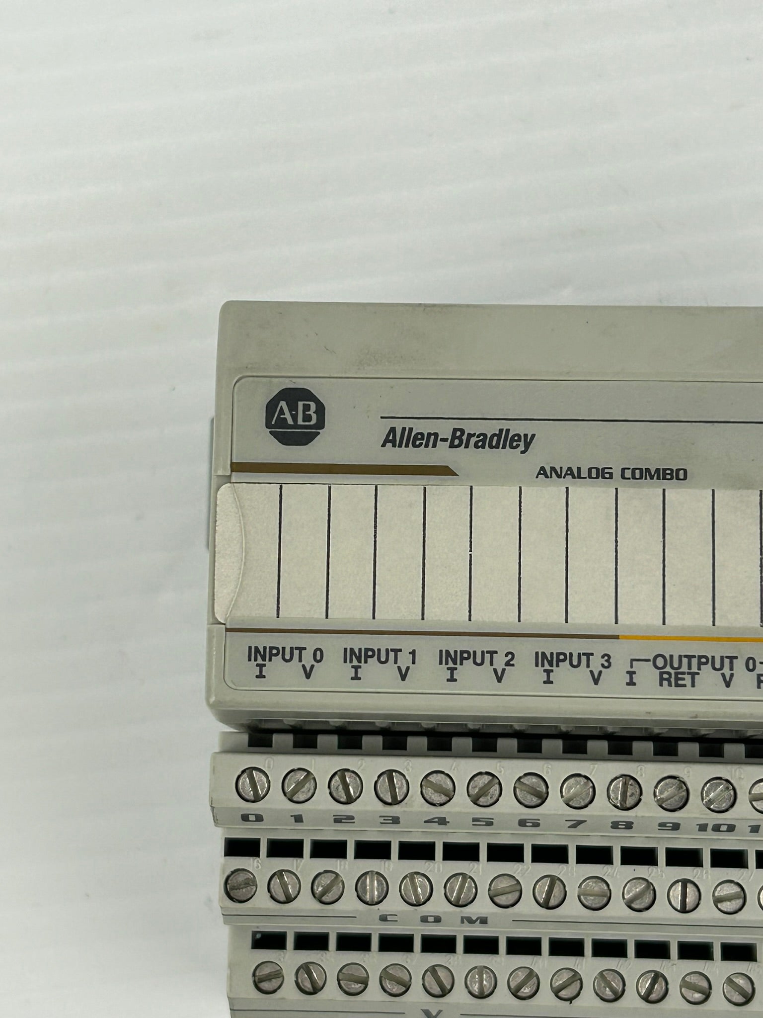 Allen Bradley 1794-IE4X0E2 Flex I/O Analog Combo