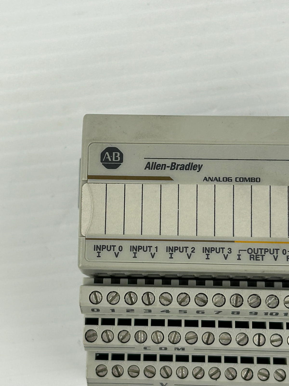 Allen Bradley 1794-IE4X0E2 Flex I/O Analog Combo