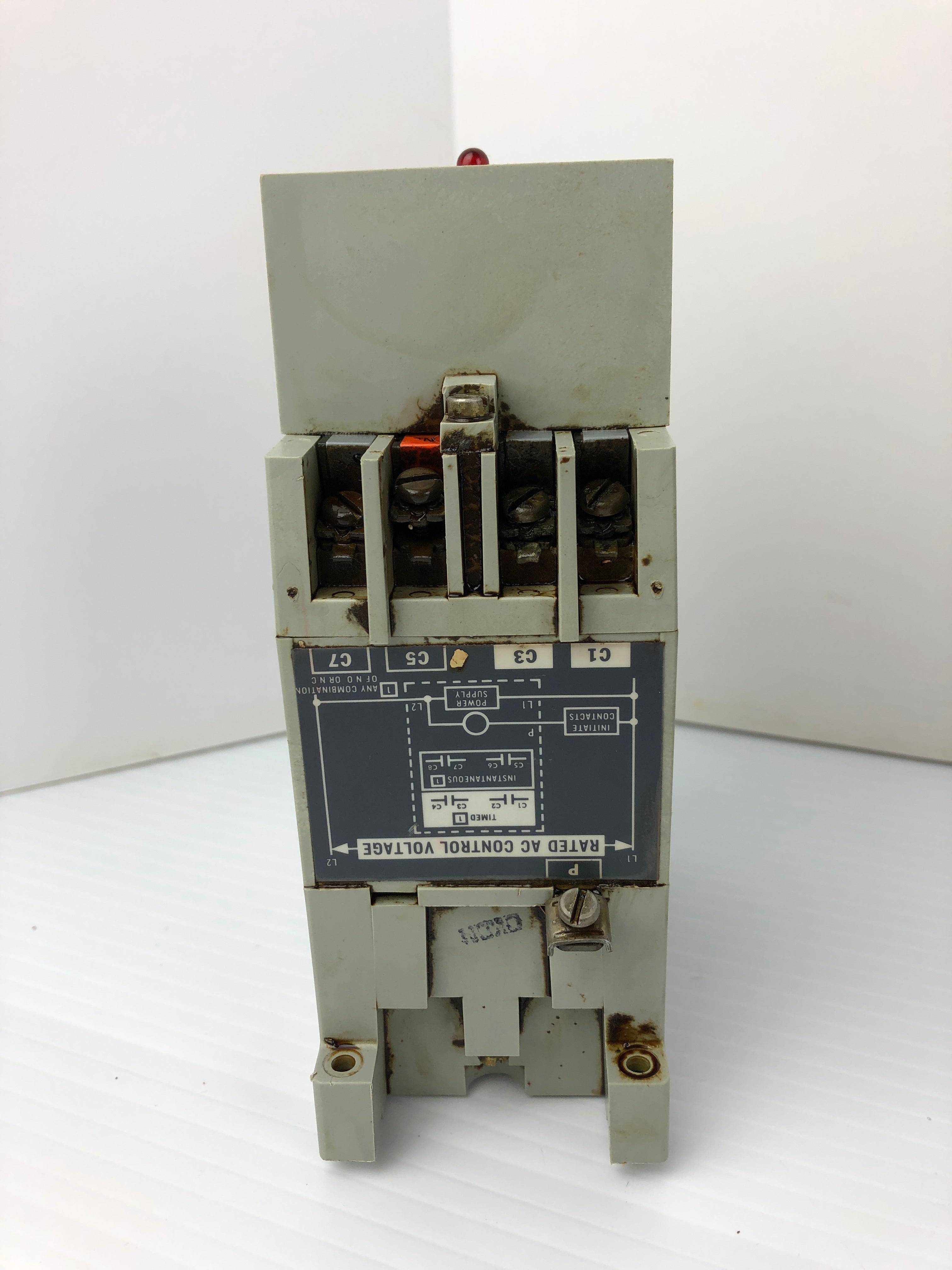 Allen-Bradley RT00N110A1 Solid State Timing Relay Bul. 700 Type RT Series B