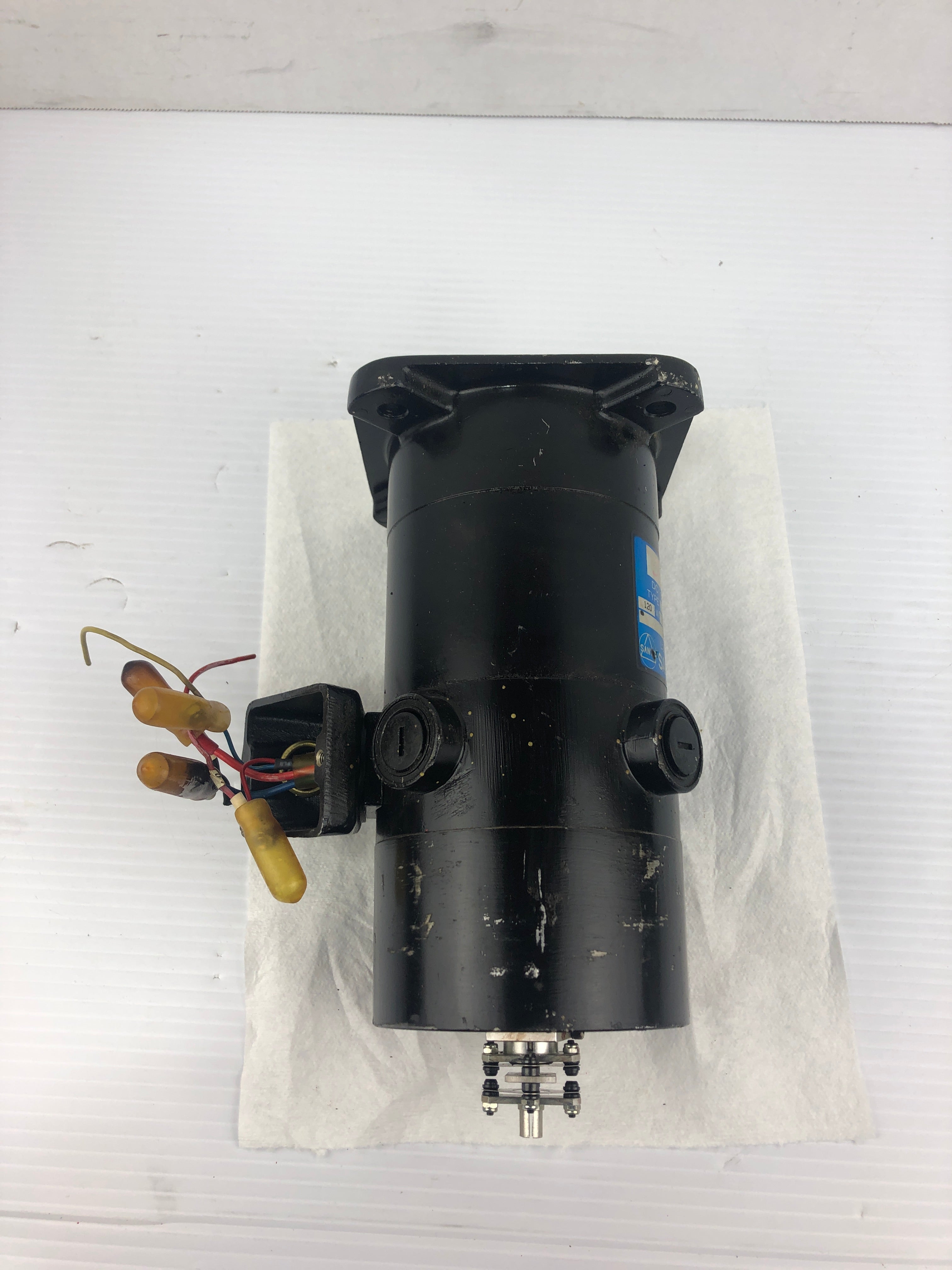 Sanyo Denki C-N100T-2003A9 DC Servo Motor 120W, 70V, 1000RPM