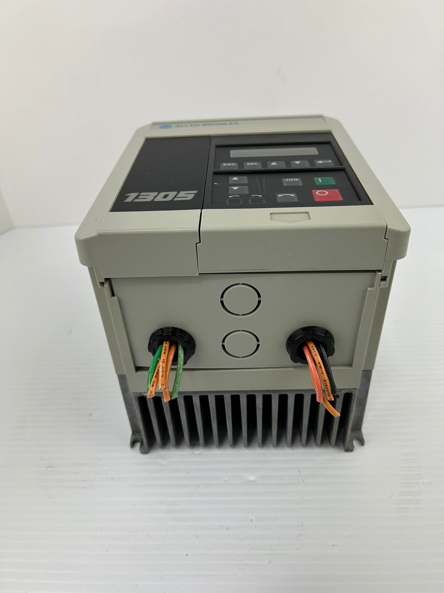 Allen Bradley 1305-BA04A Variable Frequency Drive Series A