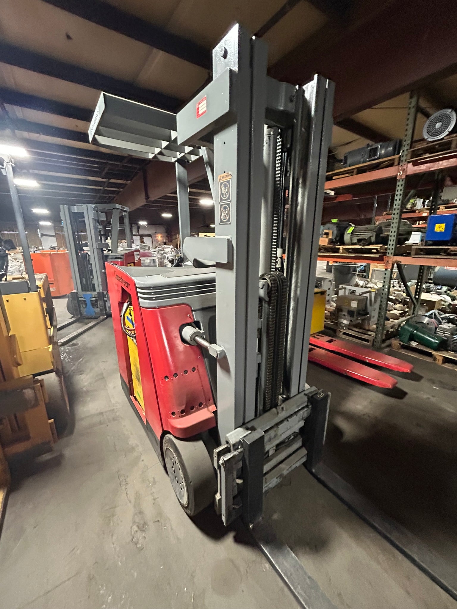 Raymond Dockstocker DSS350TT Electric Stand-Up Forklift Truck 3500 Lb. 36V