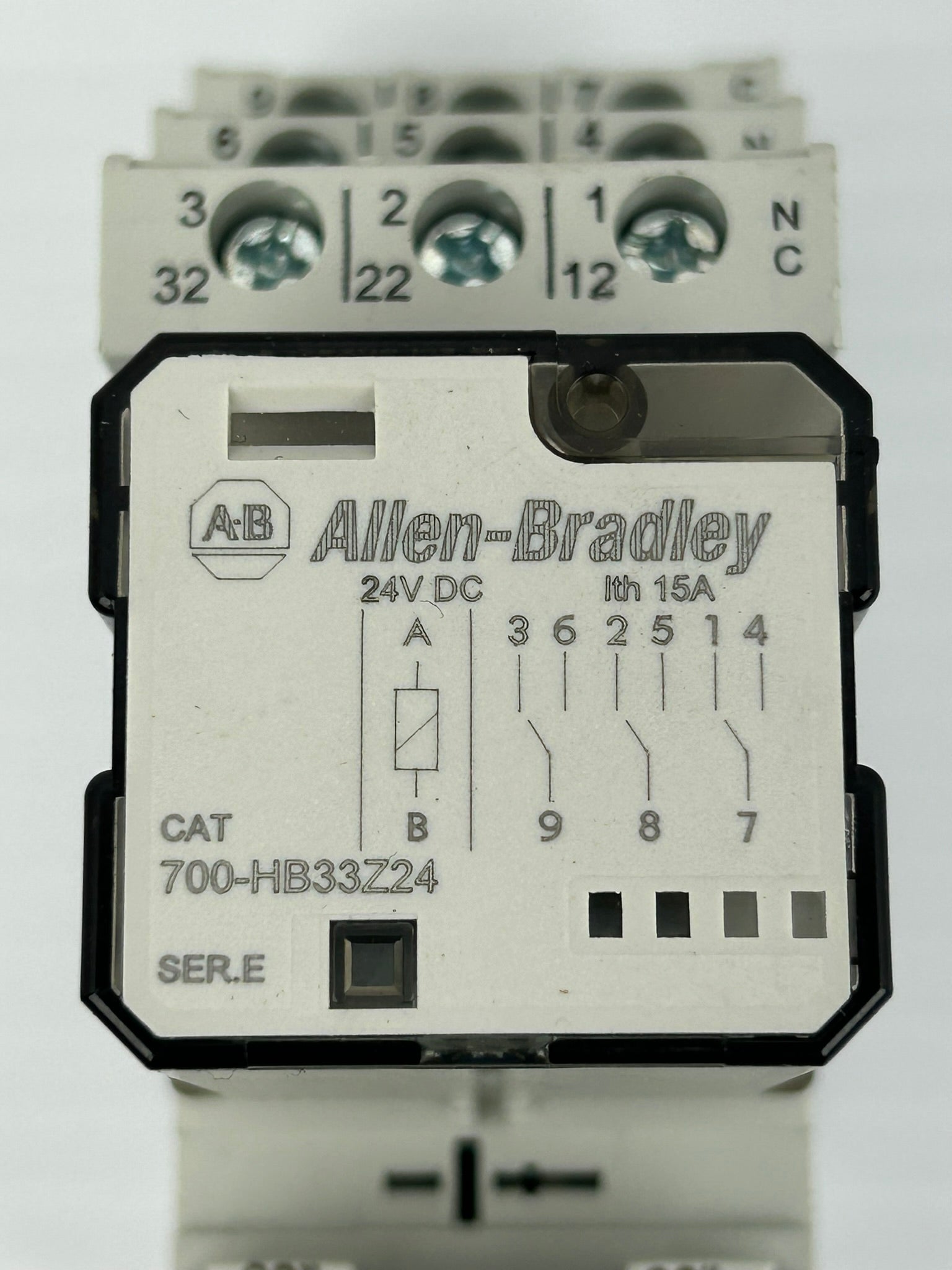 Allen-Bradley 700-HB33Z24 Relay Ser E with 700-HN153 Base - Lot of 5