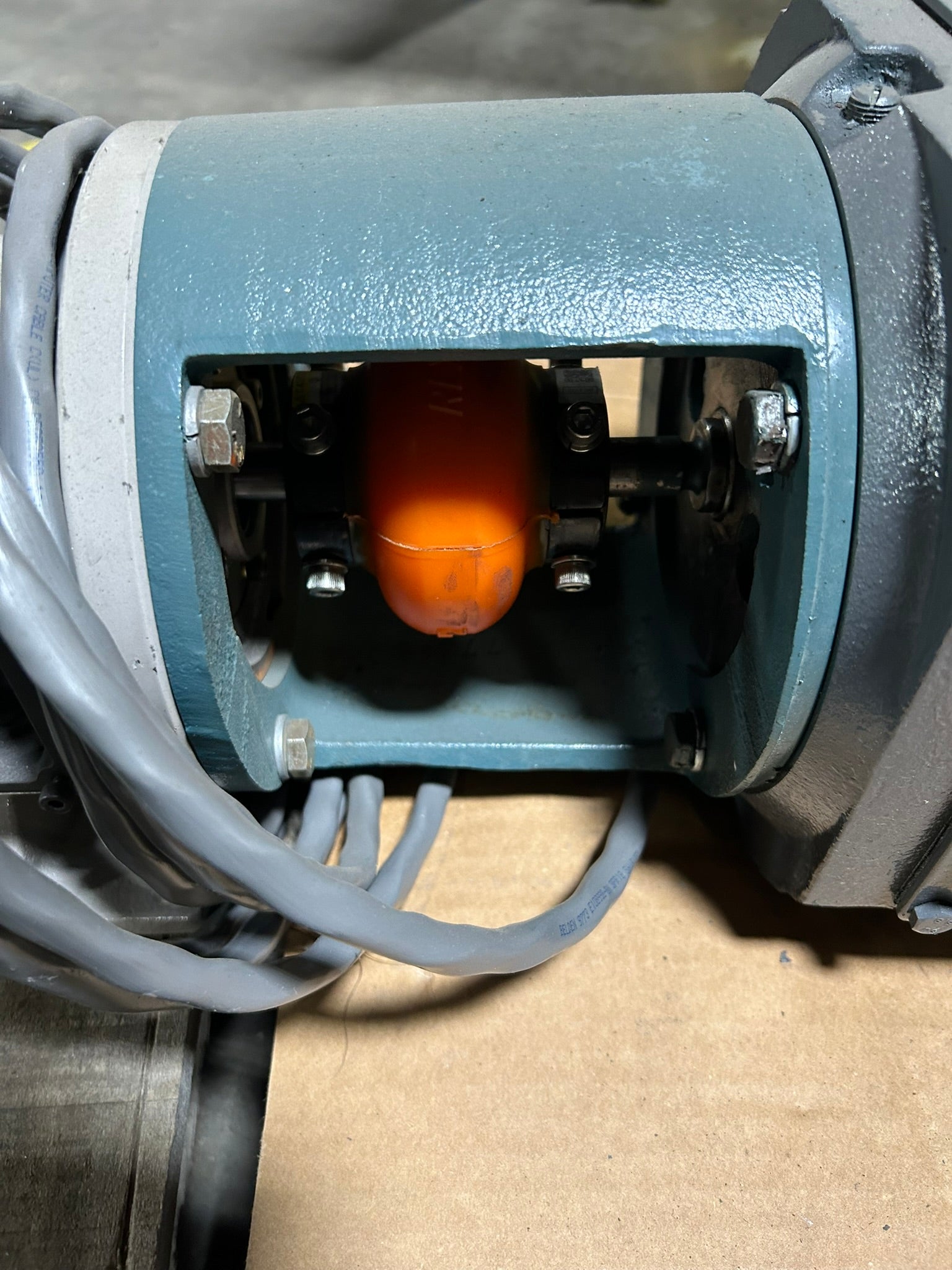 Baldor Reliance 018-A000-0007 Electric Motor with Tamagawa 800123-R FA-Solver