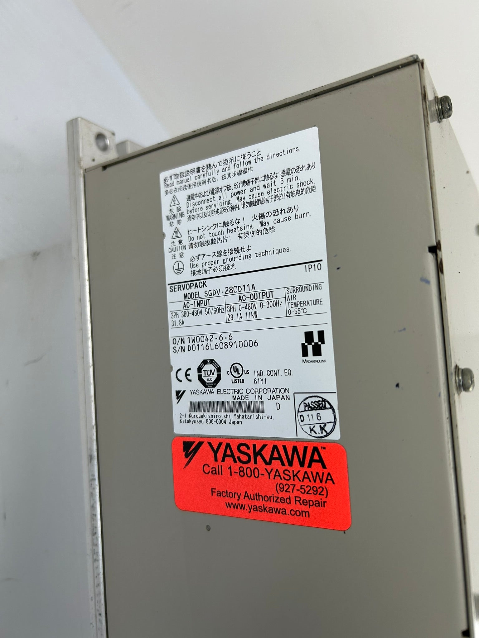 Yaskawa Electric SGDV-280D11A Servopack Drive
