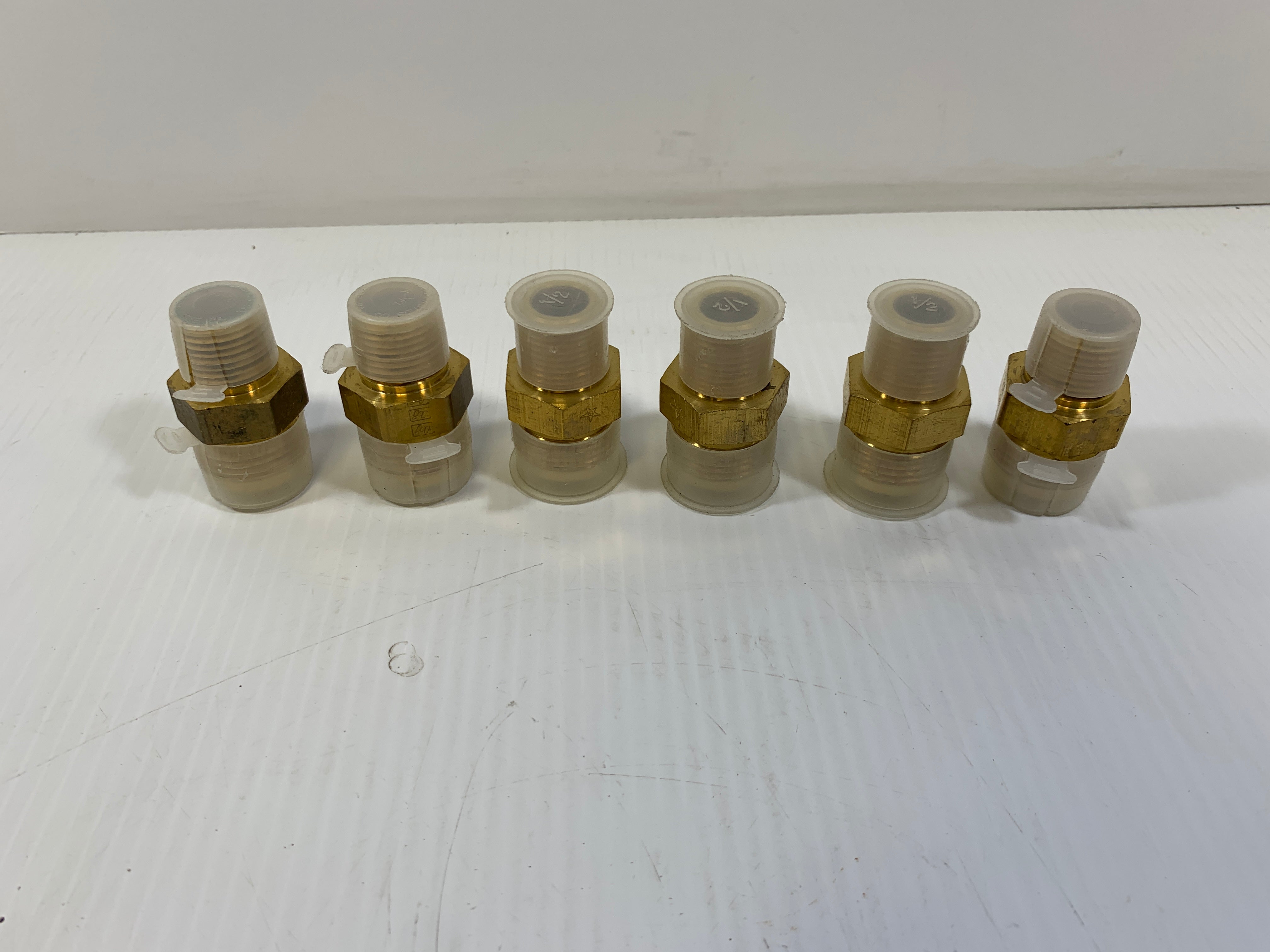 1/2" Pipe Tube Adapter - Lot of 6
