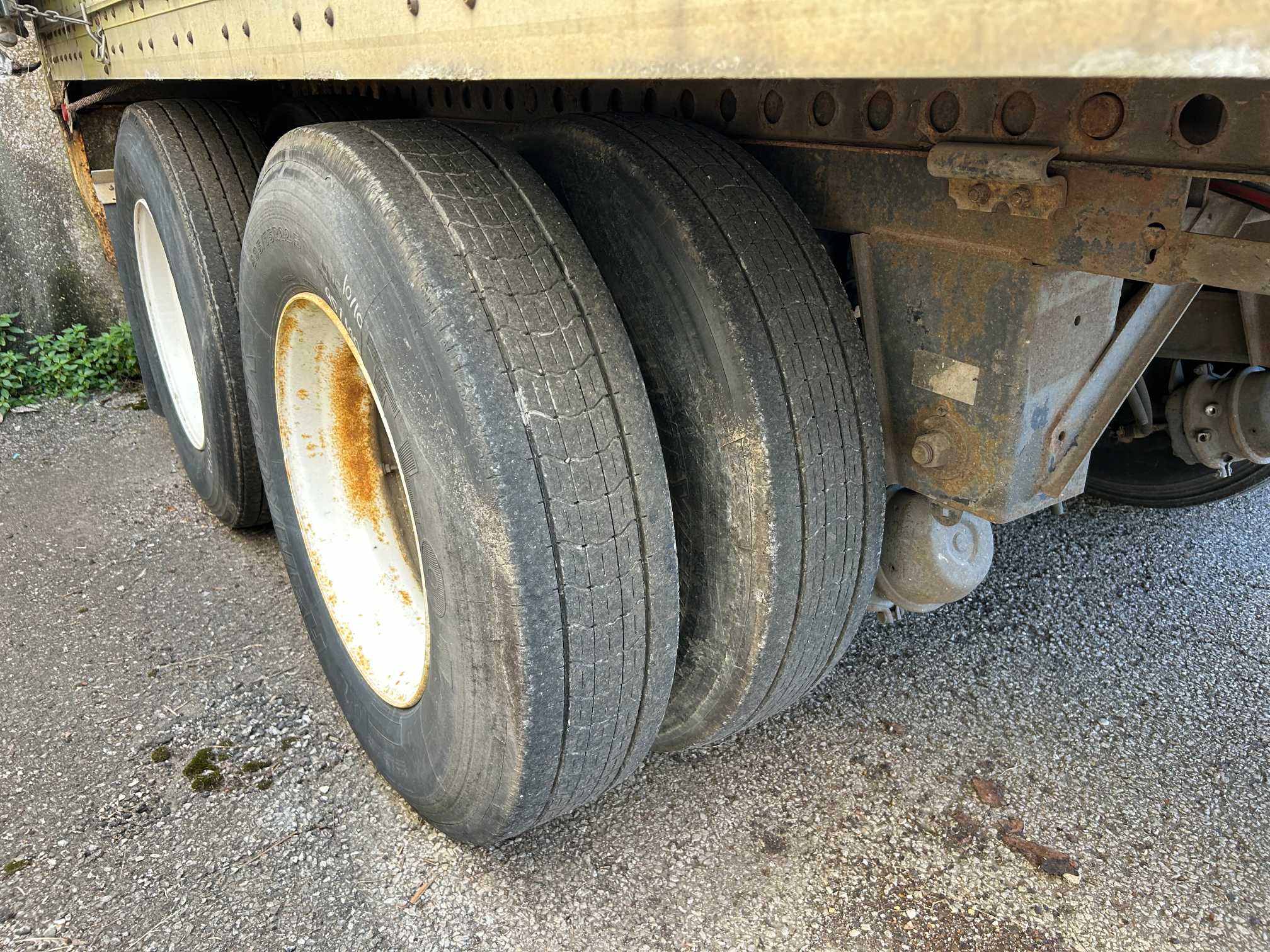 2009 Wabash Dry Van Semi Trailer 53' #83088 Spring Swing Doors 1JJV532W69L318847