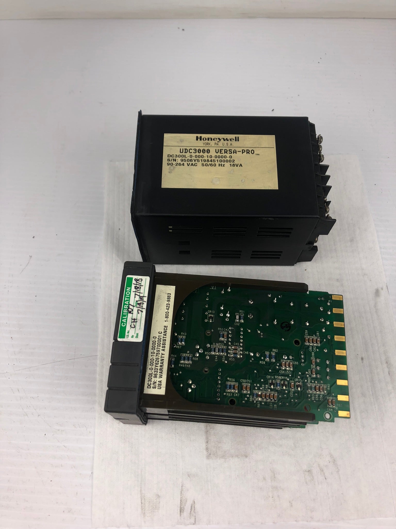 Honeywell DC300L-0-000-10-0000-0 Versa Pro Controller DC300L-0-00-10-0000-0
