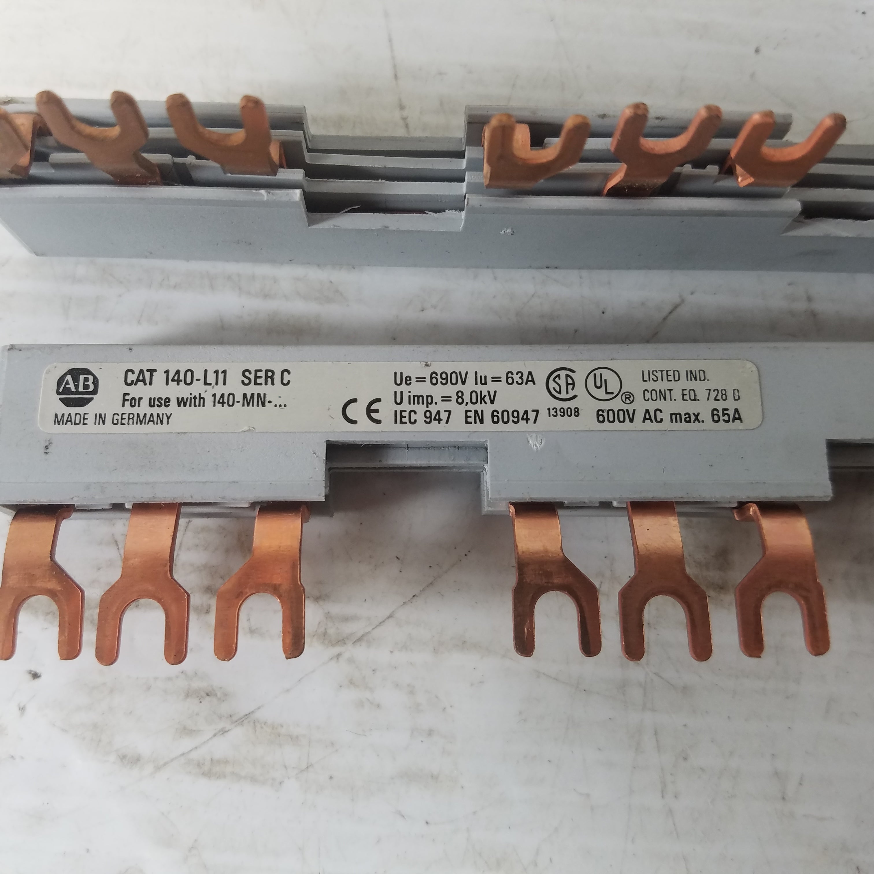Allen-Bradley 140-L11 Common Link Jumper - Lot of 2