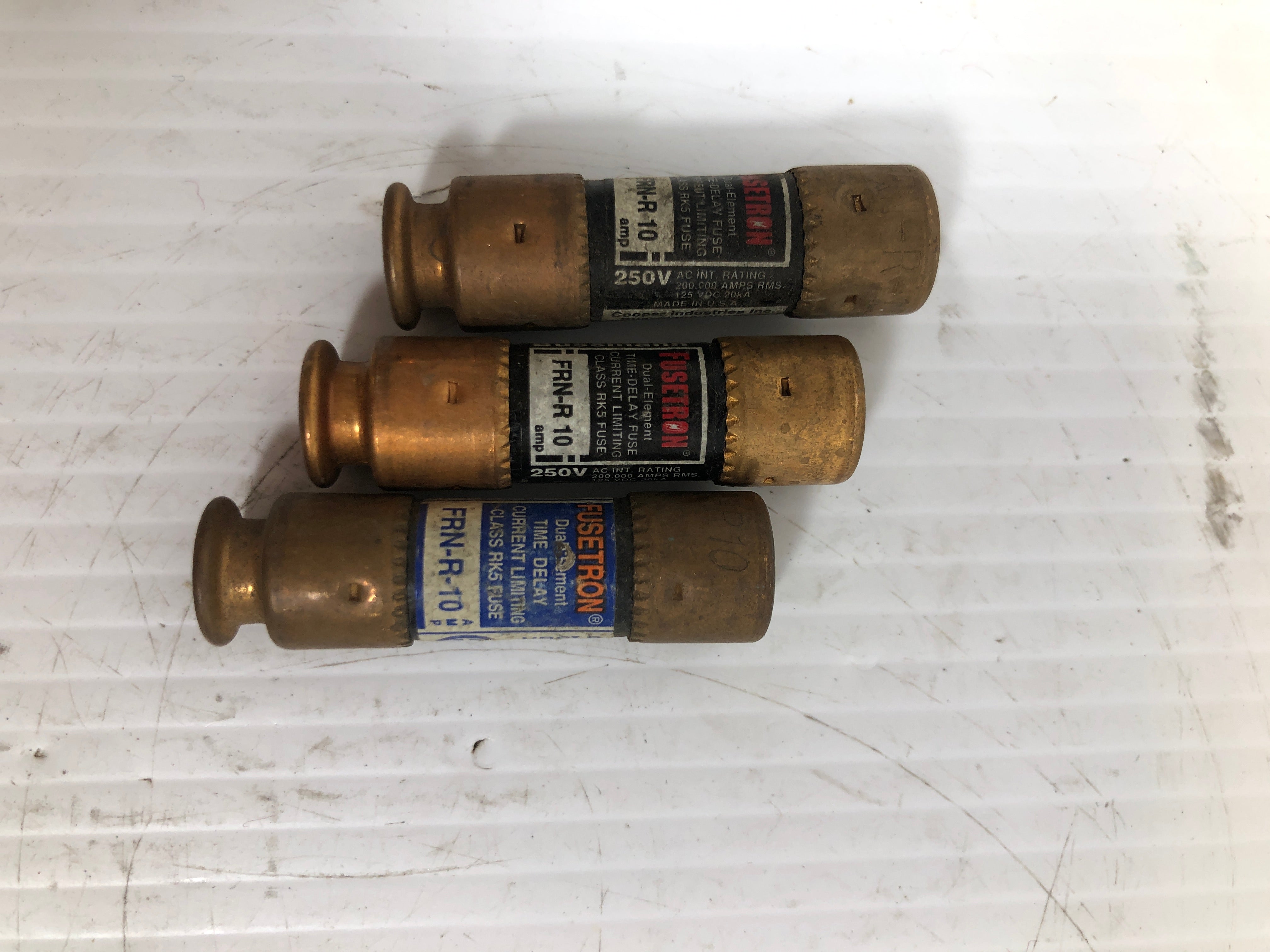Buss Fusetron FRN-R-10 Fuse - Lot of 3