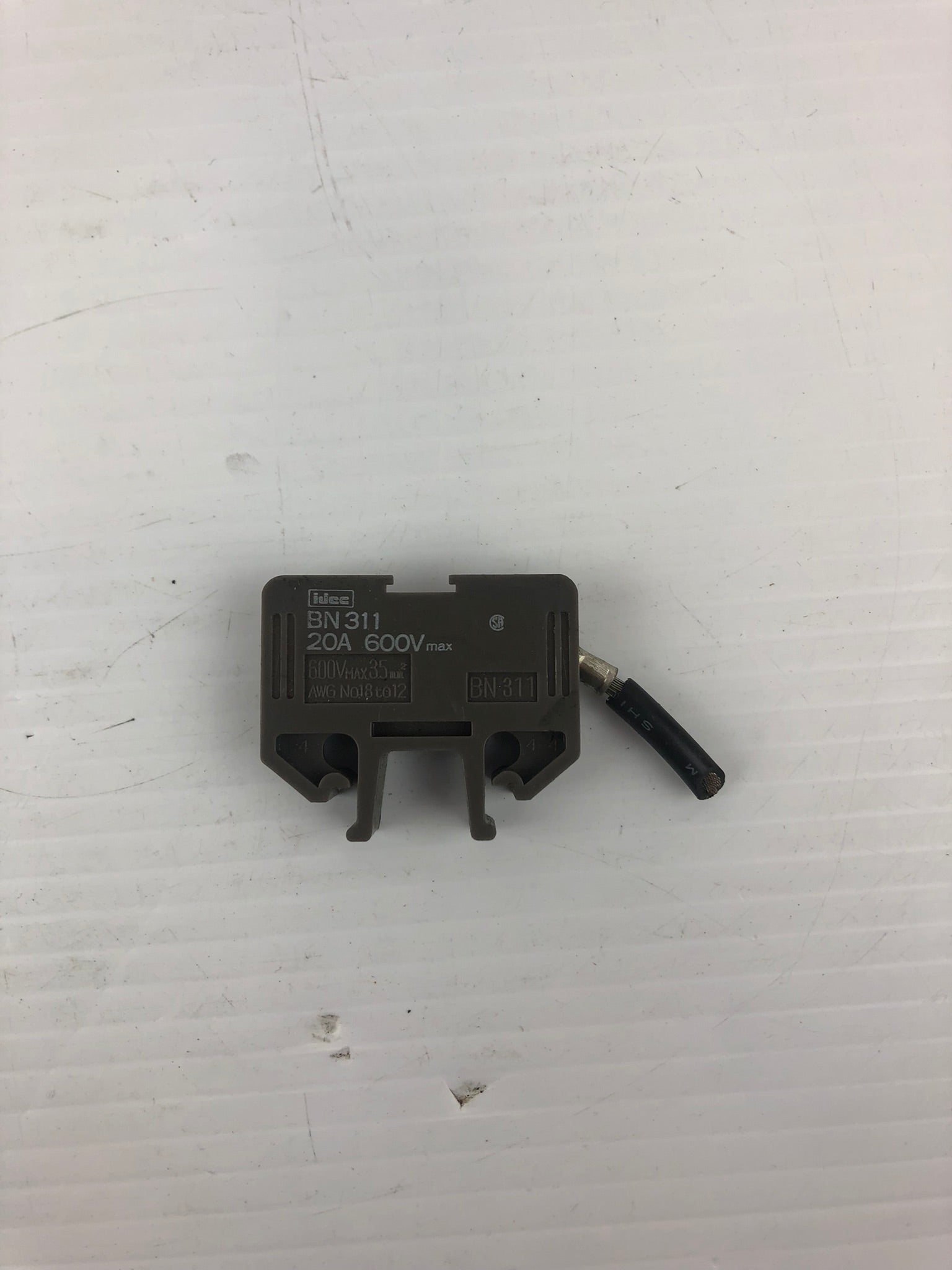 IDEC BN 311 Terminal Block 20A 600V