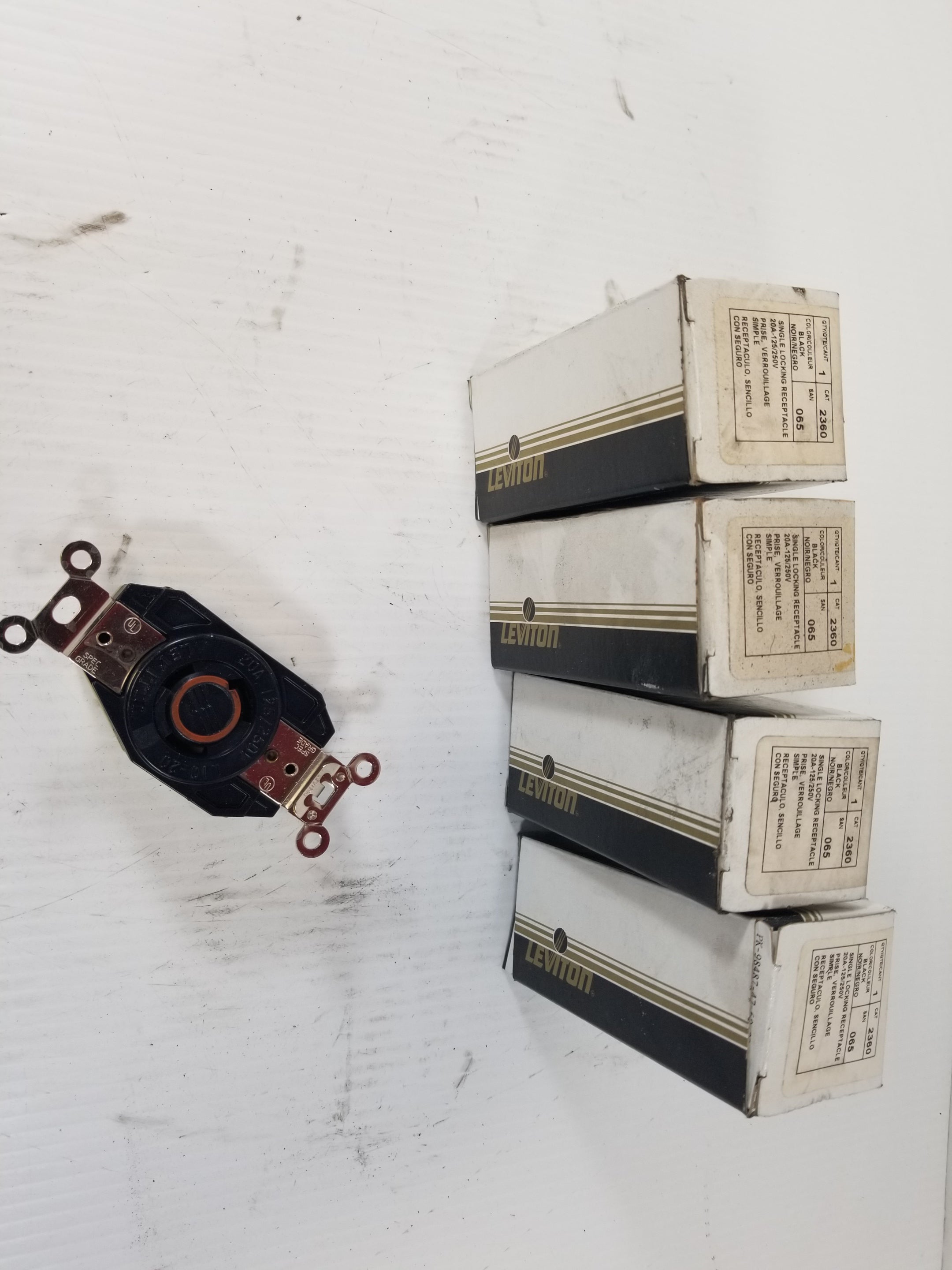 Leviton 2360 Single Locking Receptacle 3-Pole 125/250V 20A Black (Lot of 4)