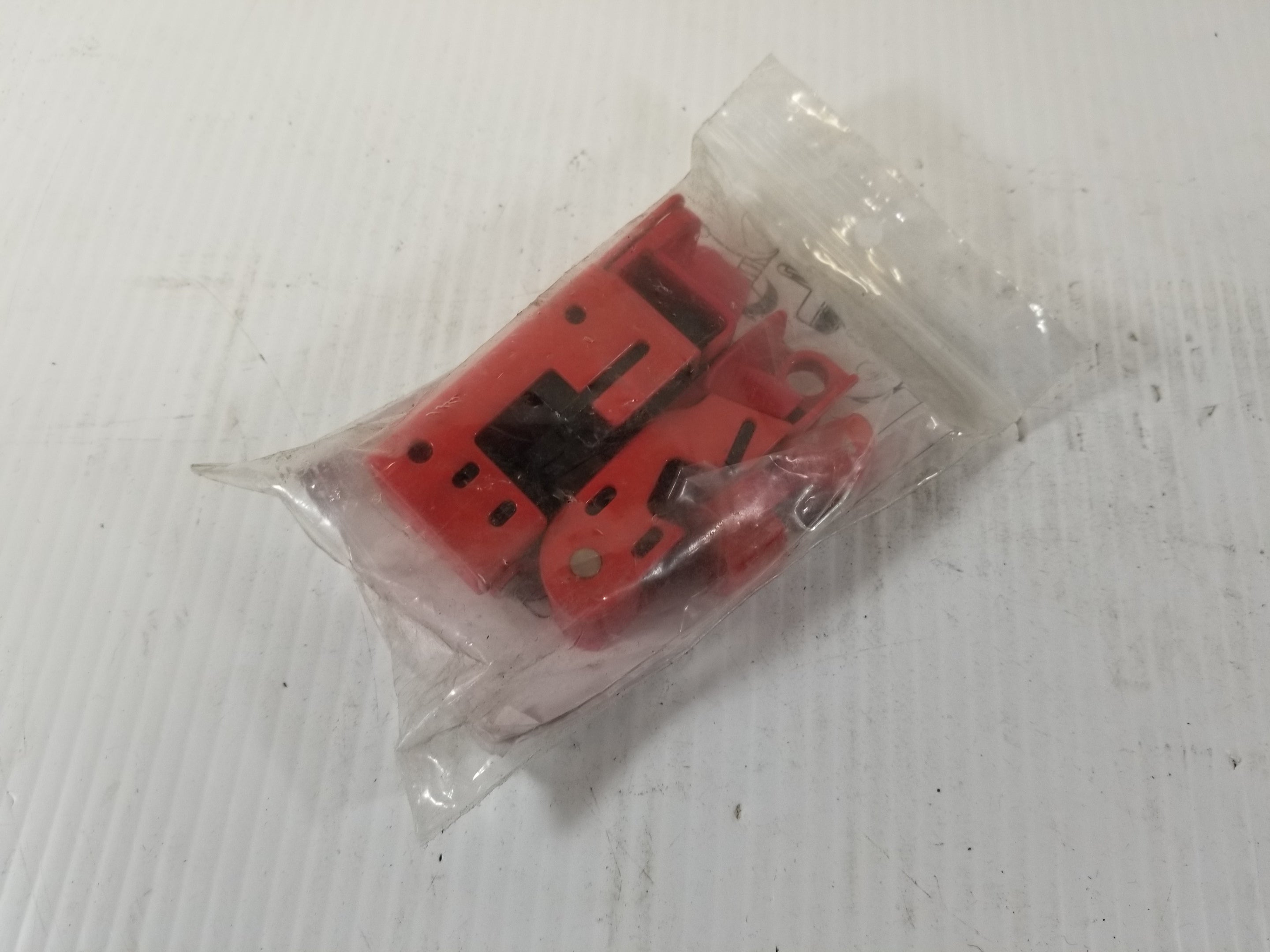 Accuform Stopout 11Y774 Ball Valve Lockout