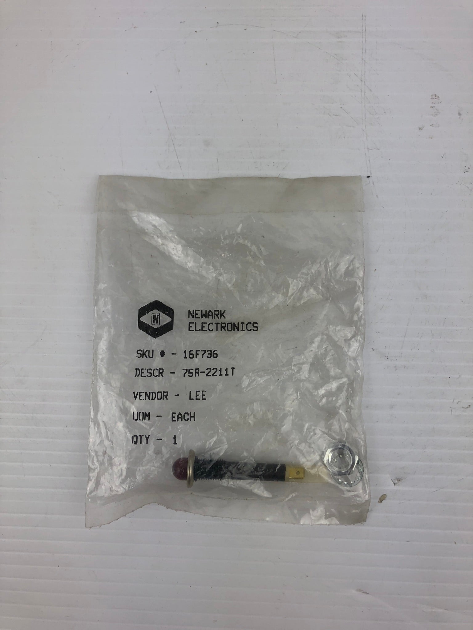 Newark Electronics 16F736 Red Indicator Light 75R-2211T