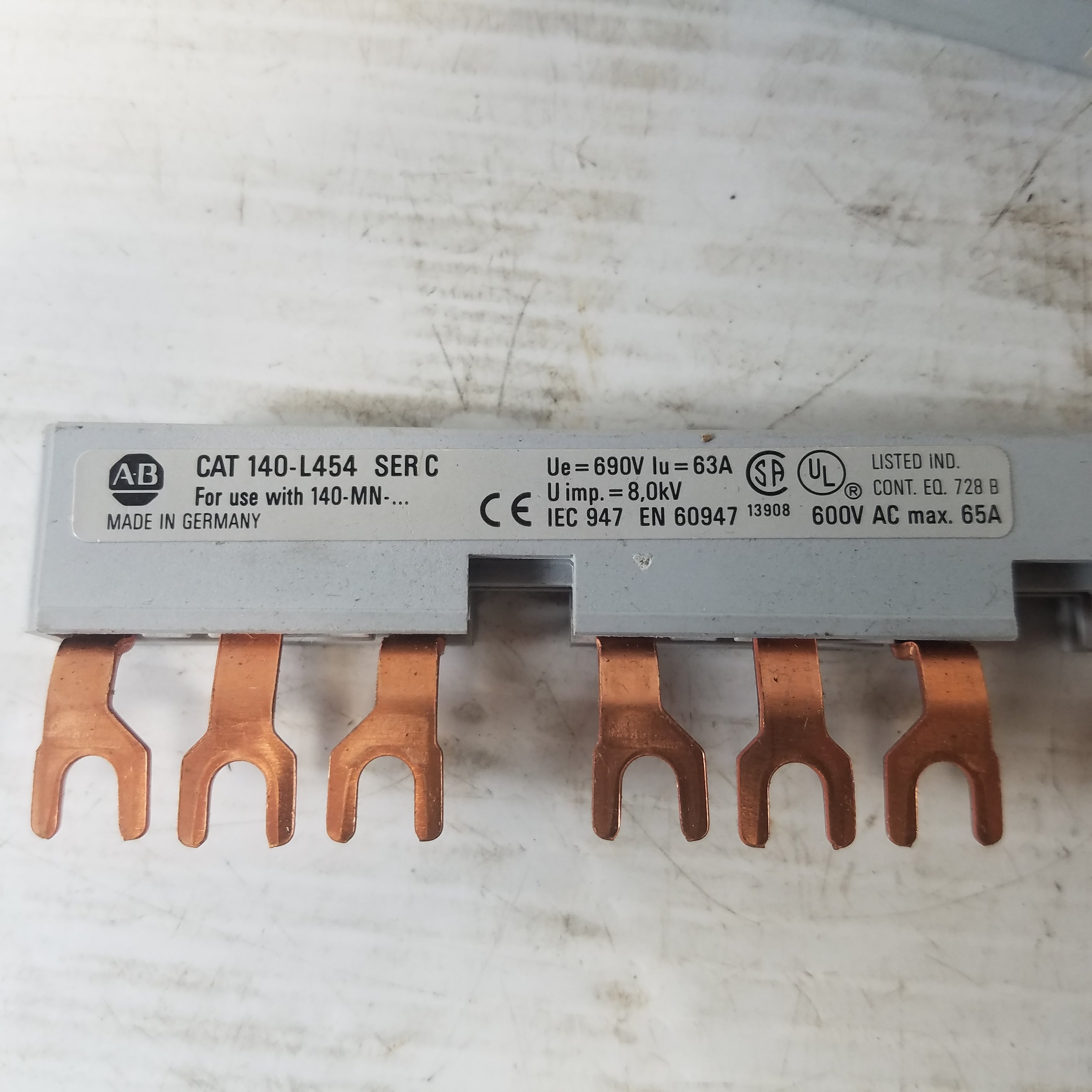 Allen-Bradley 140-L454 Common Link Adapter - Lot of 4