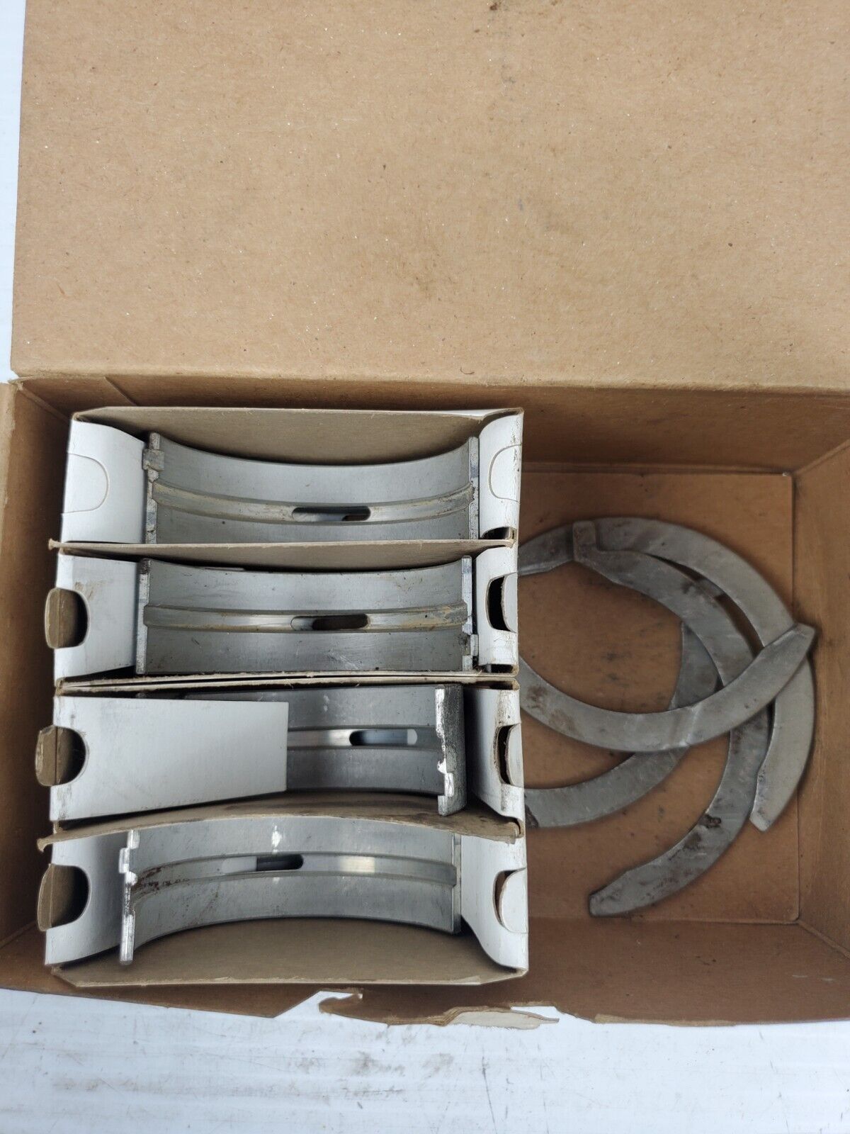 Sealed Power 5065 M10 Engine Main Bearing 5065M10