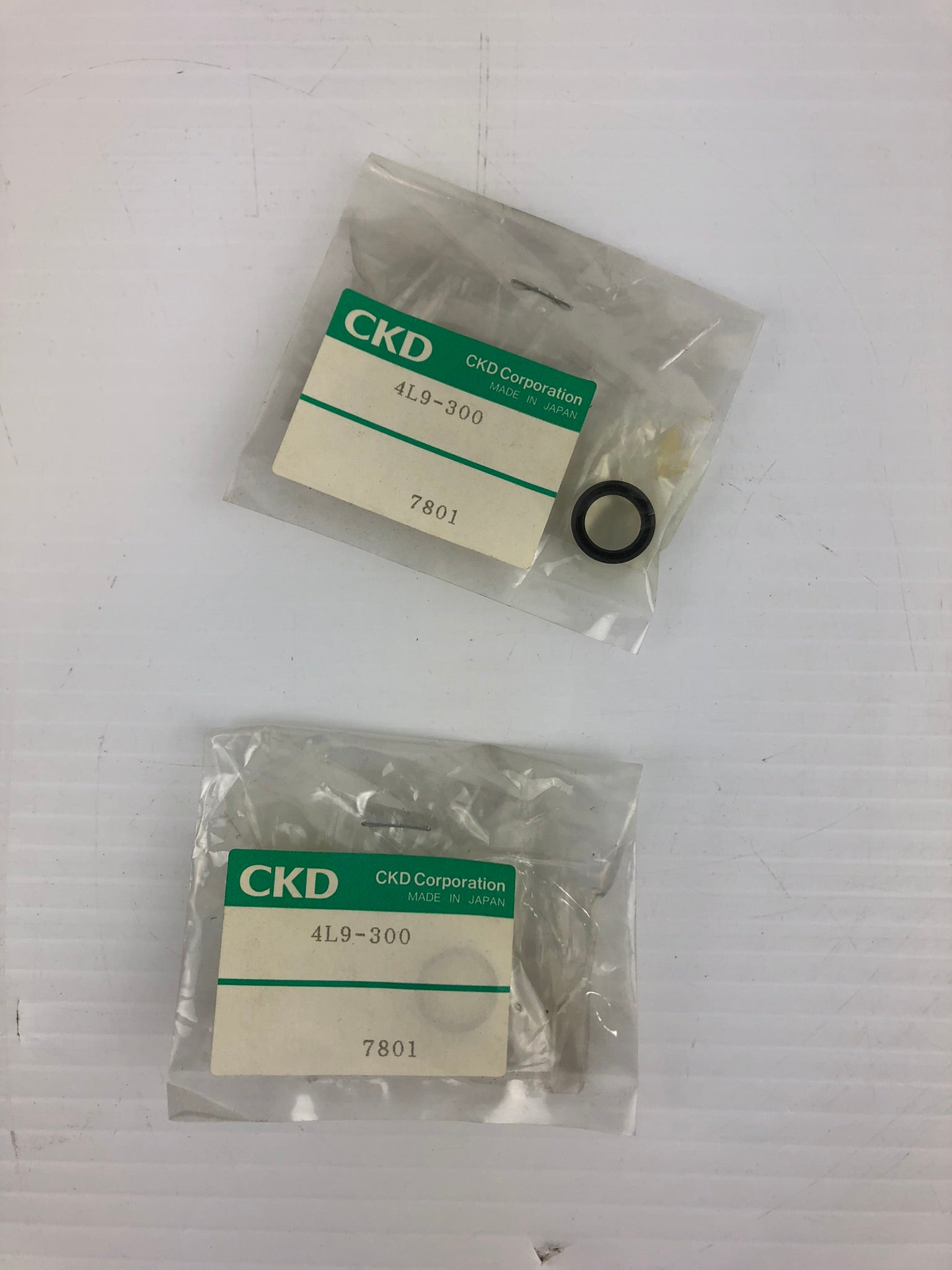 CKD Corp. 4L9-300 Seal 7801 (Lot of 2)