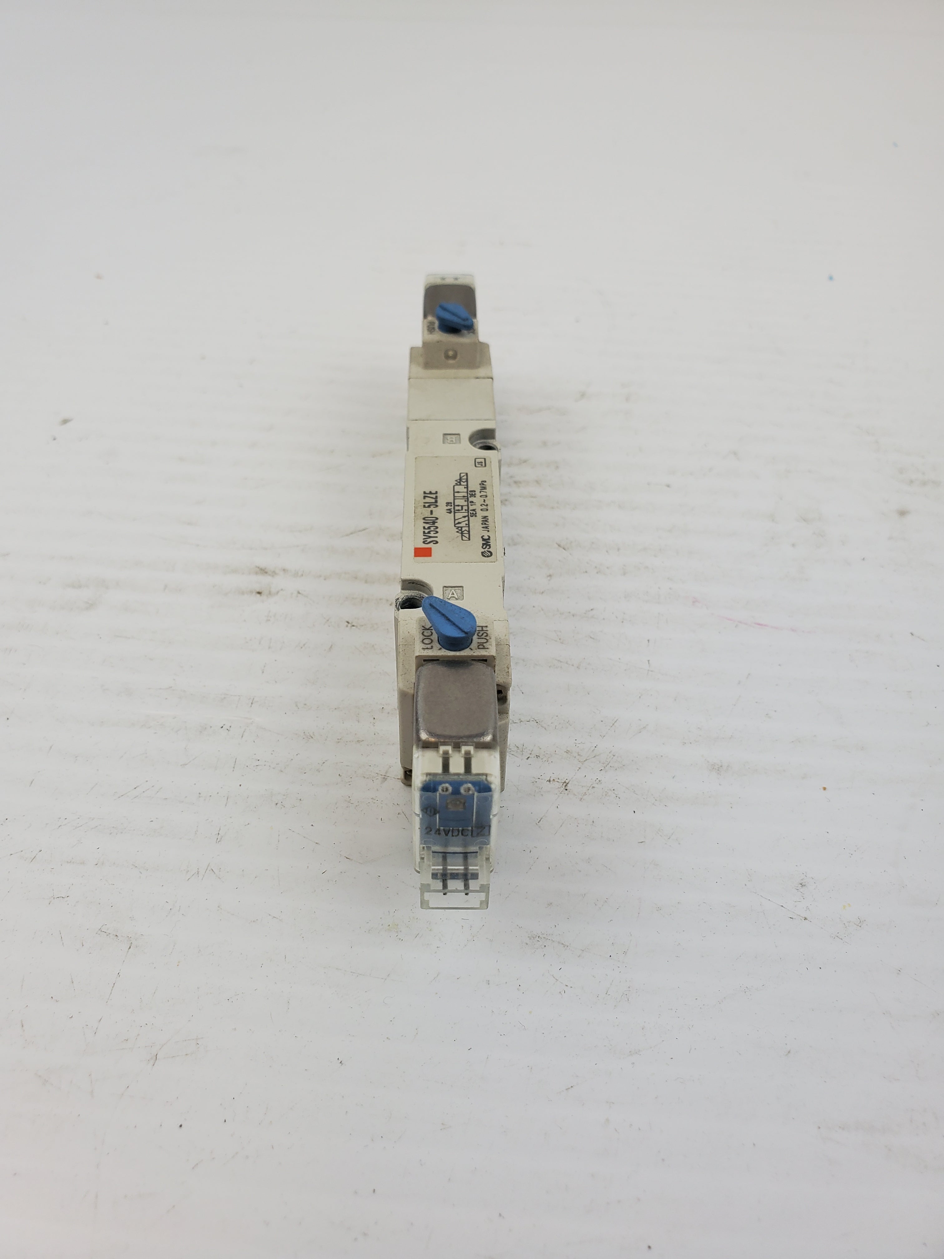 SMC SY5540-5LZE Solenoid Valve 0.2-0.7MPa SY55405LZE