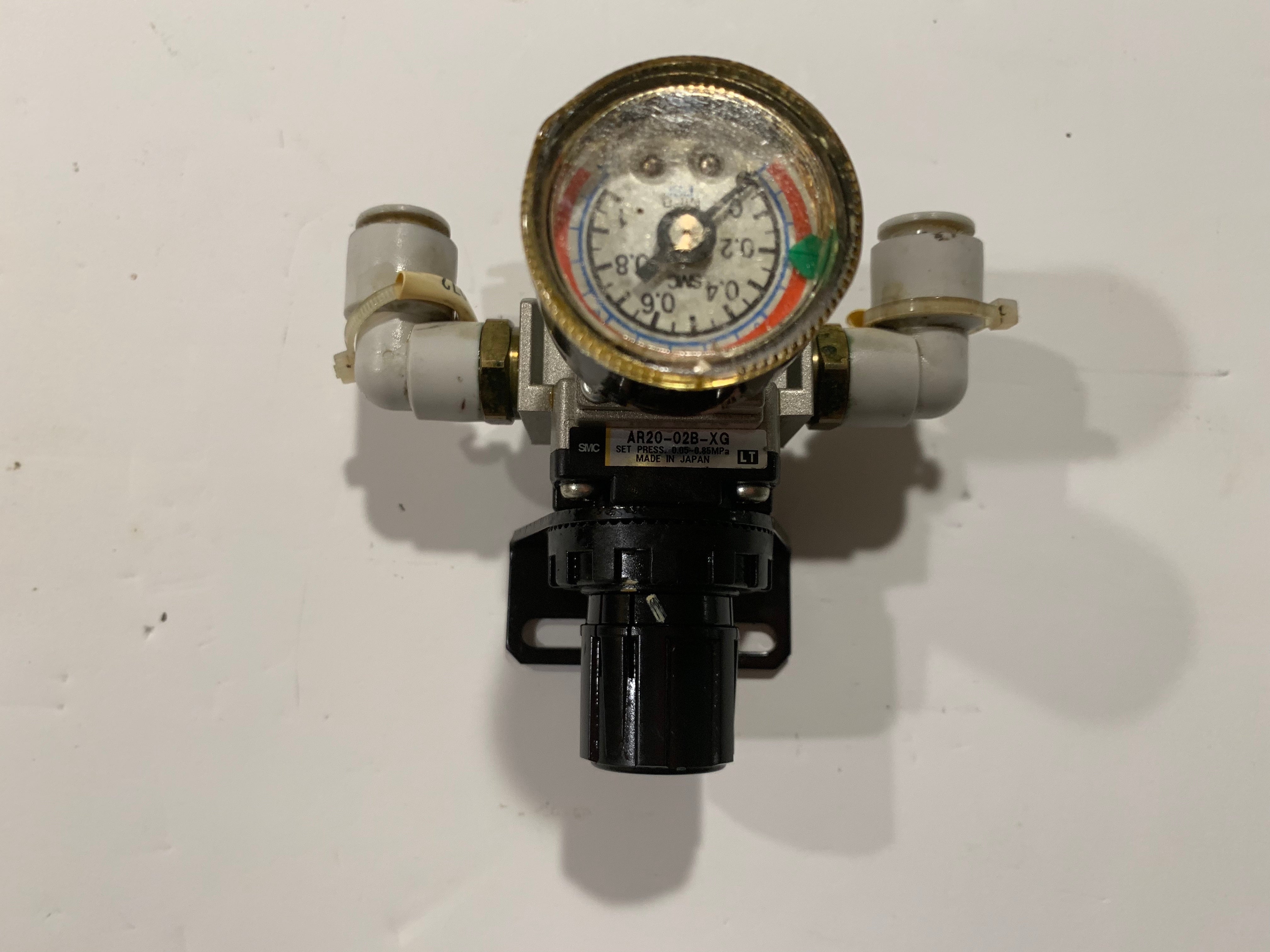 SMC Regulator AR20-02B-XG 0.05-0.85 MPa