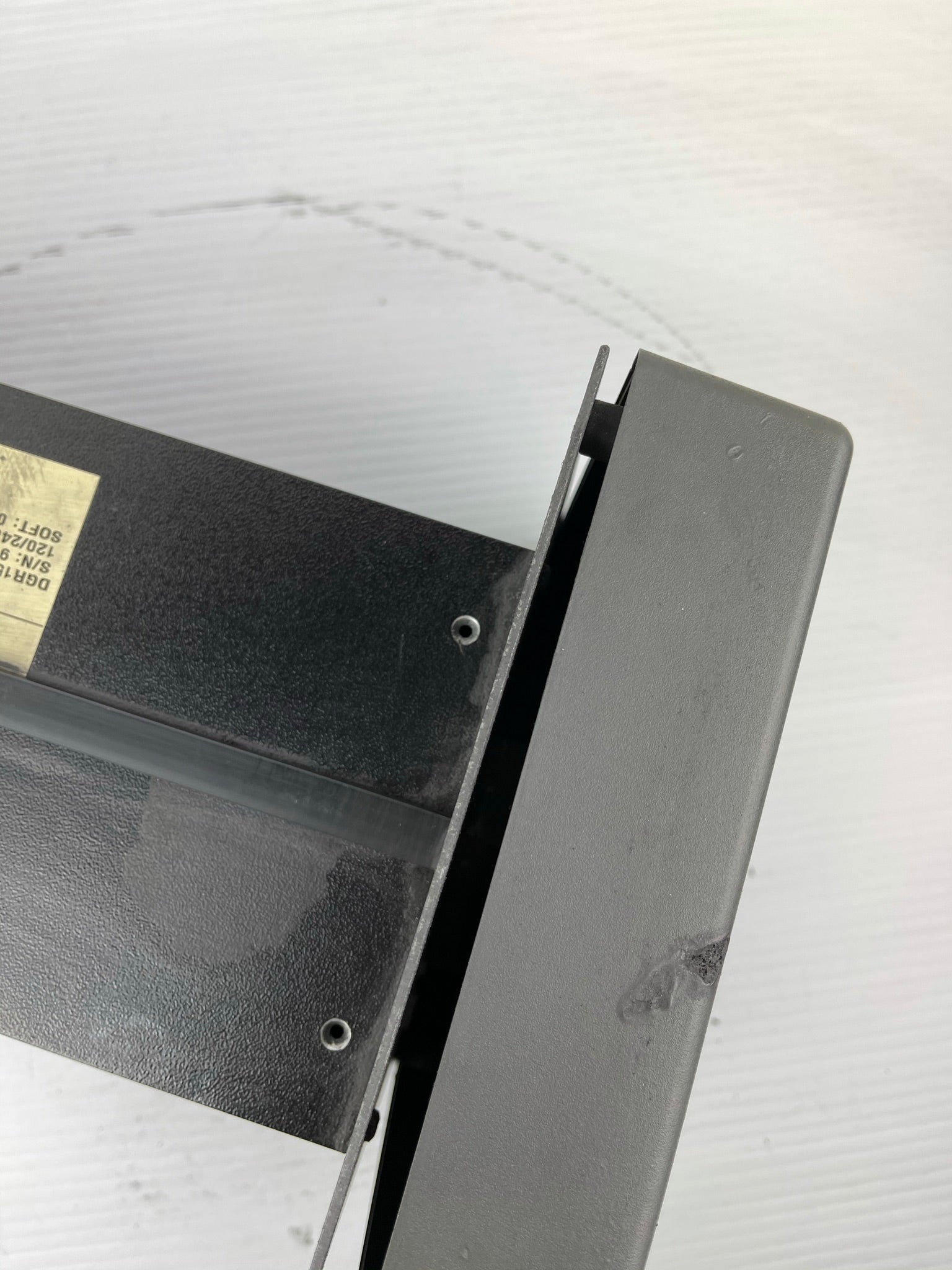 Honeywell Controller DGR150-8U-0000-000-US-000 120/240 VAC 50/60 HZ 40 VA