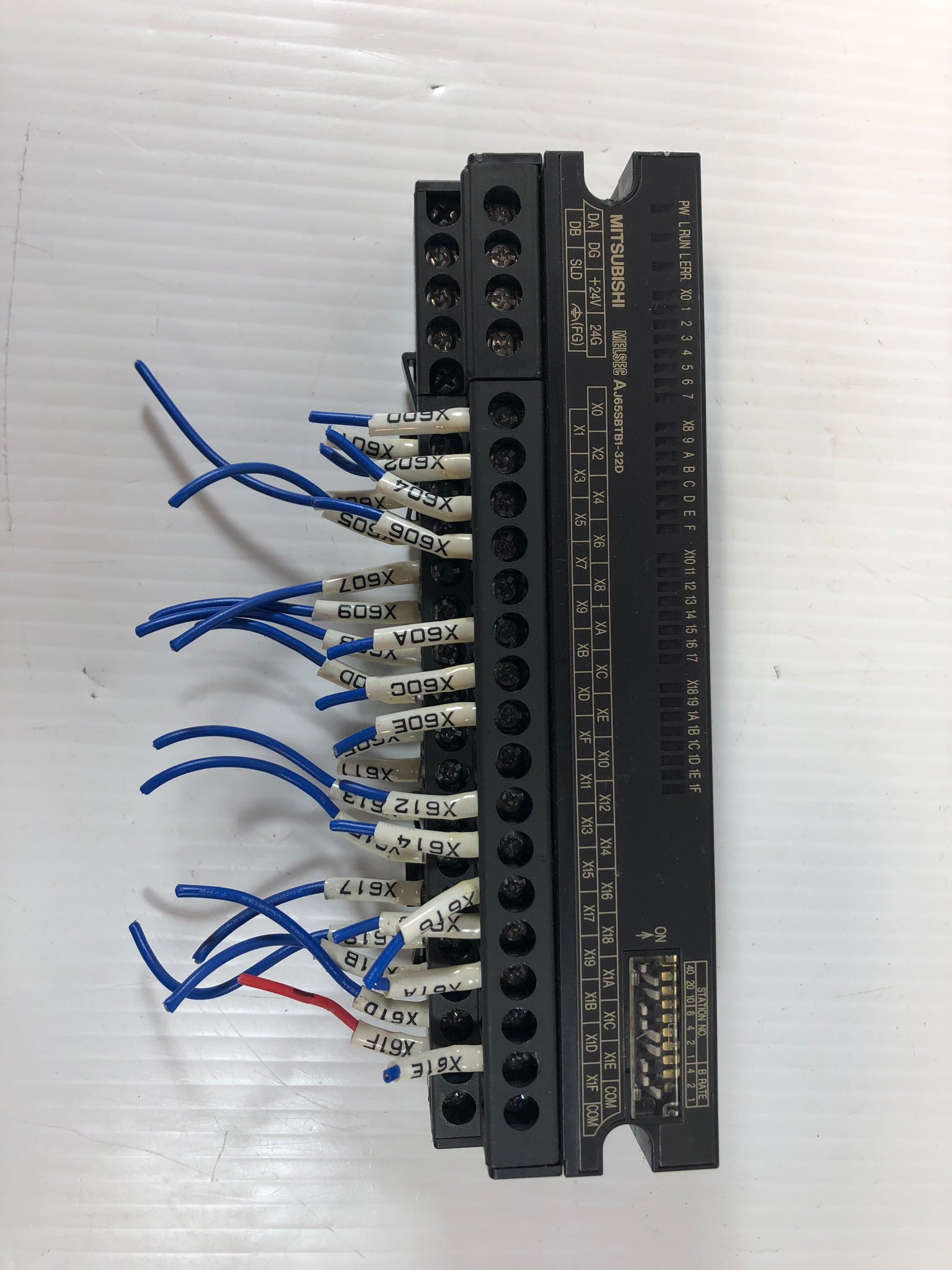 Mitsubishi Melsec AJ65SBTB1-32D CC-Link Input Unit 24VDC 7mA