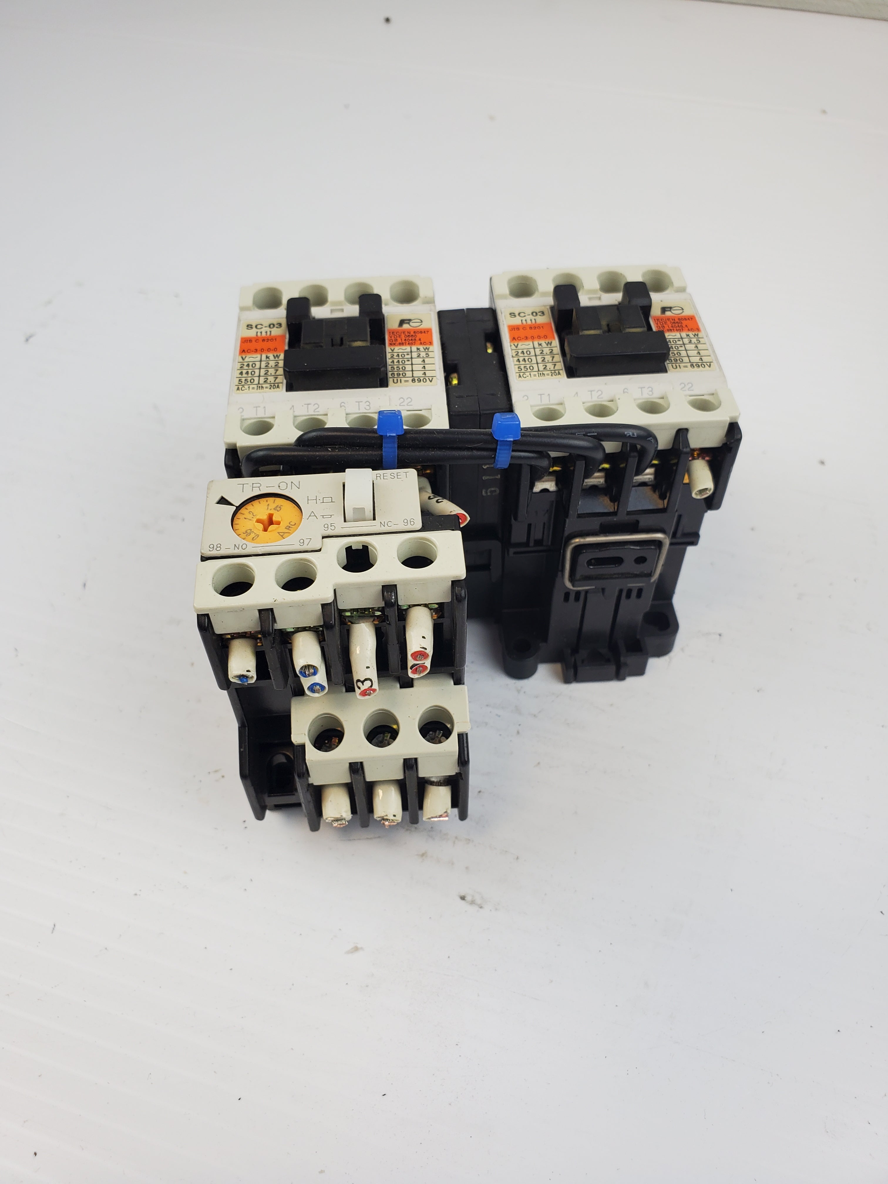Fuji Electric 4NC0A0 Contactor SC-03 (11) With Fuji TR-0N Base Connected