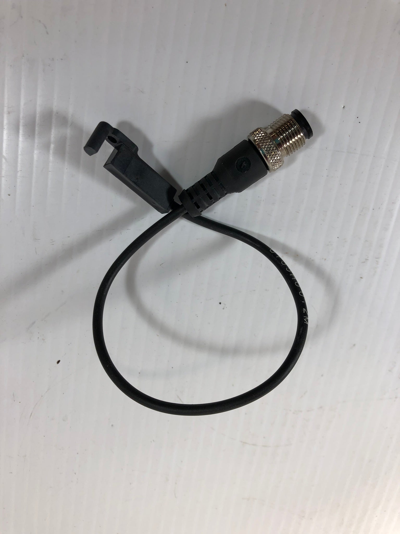 Balluff BMF 305K-PS-C-2-S4-00.5 Sensor