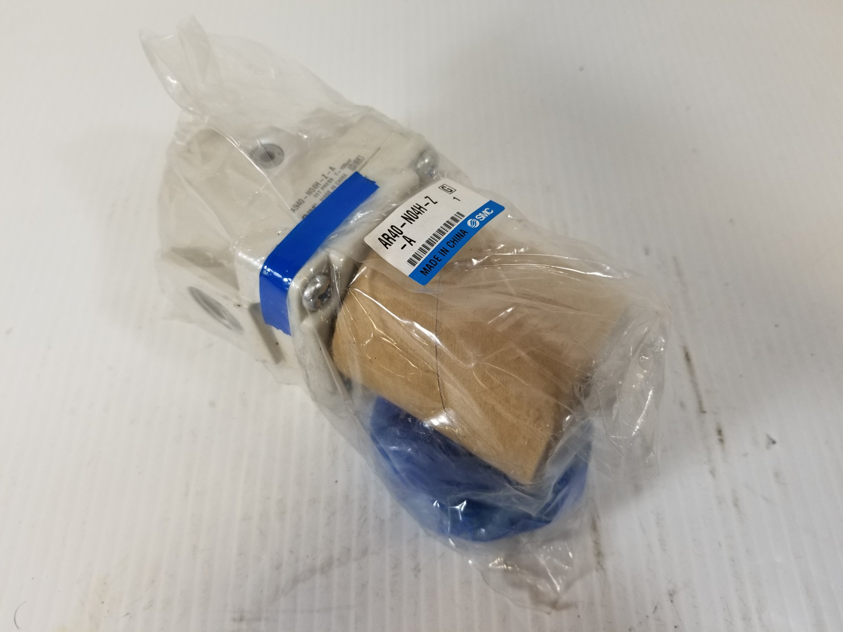 SMC AR40-N04H-Z-A Pneumatic Conditioner 7-100PSI