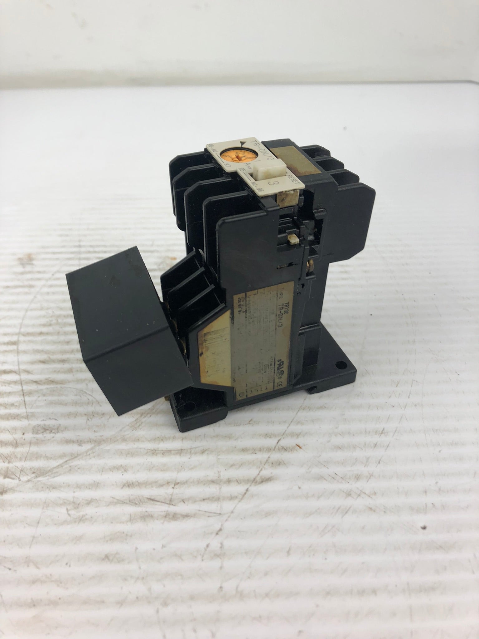 Fuji Electric TR-0N/3 Overload Relay 600 VAC with Okaya 3RMES-121334-A0