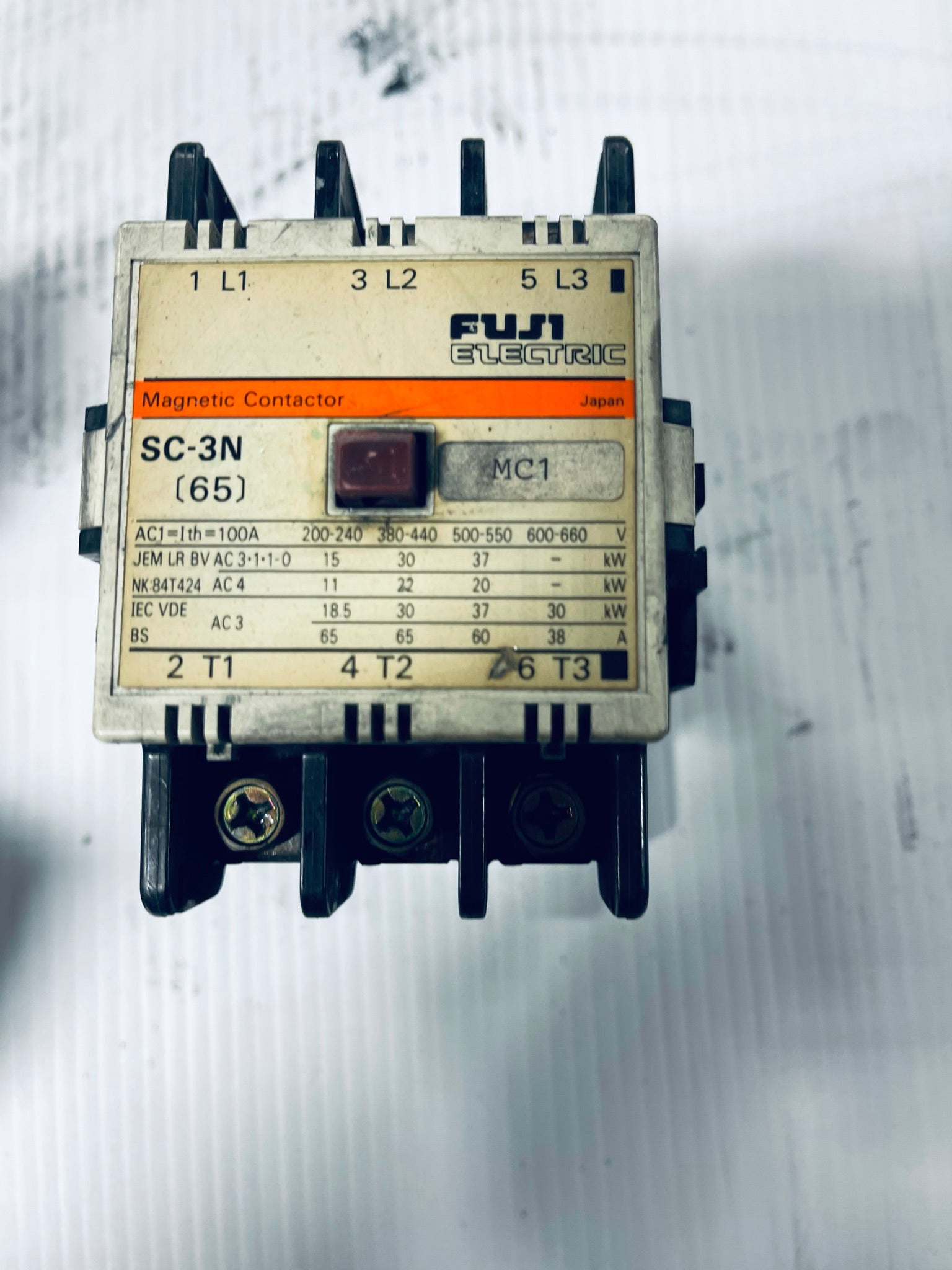 Fuji Electric Magnetic Contactor SC-3N (65)
