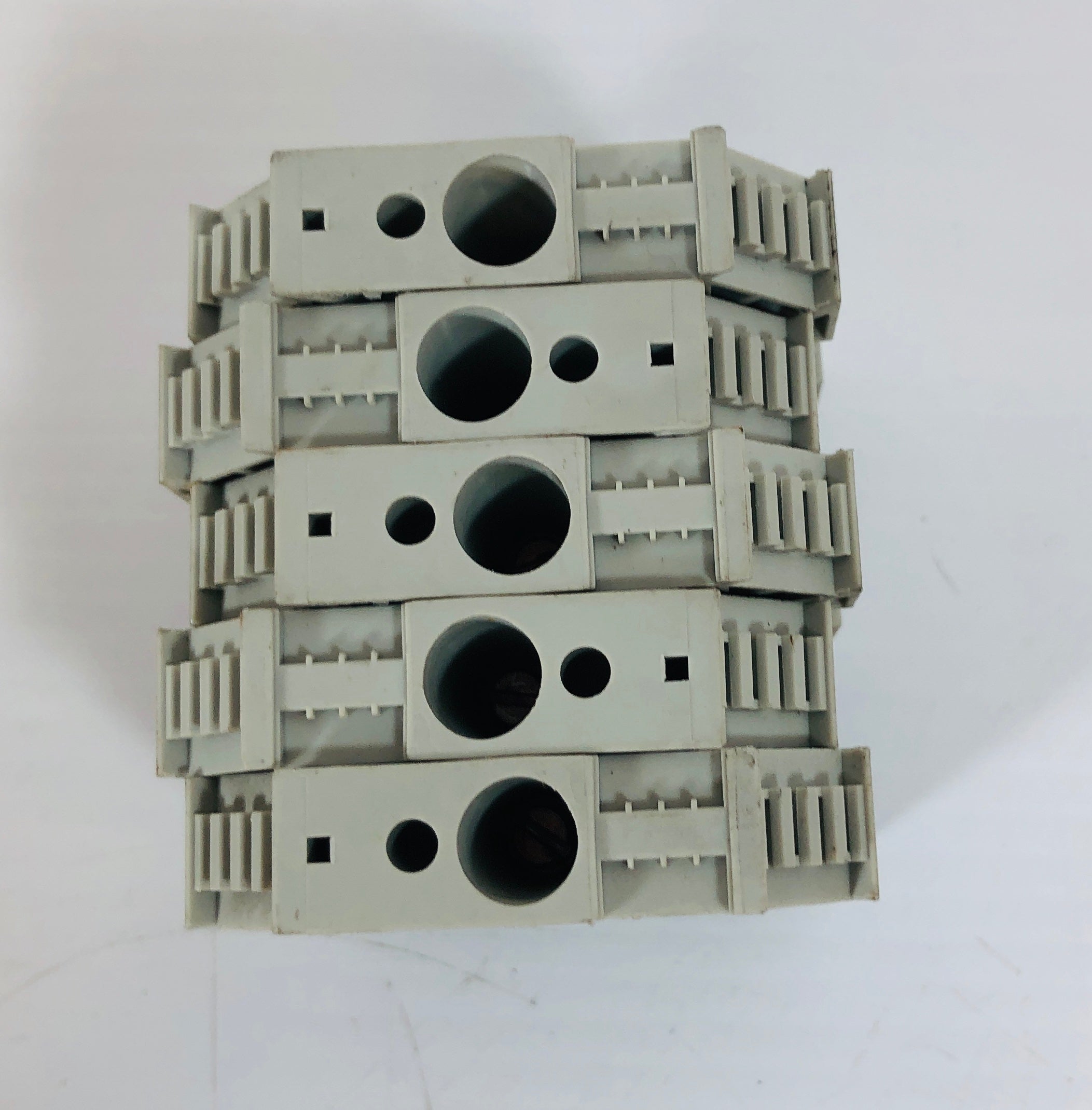 Allen-Bradley 1492-EAHJ35 End Anchor Block - Lot of 50