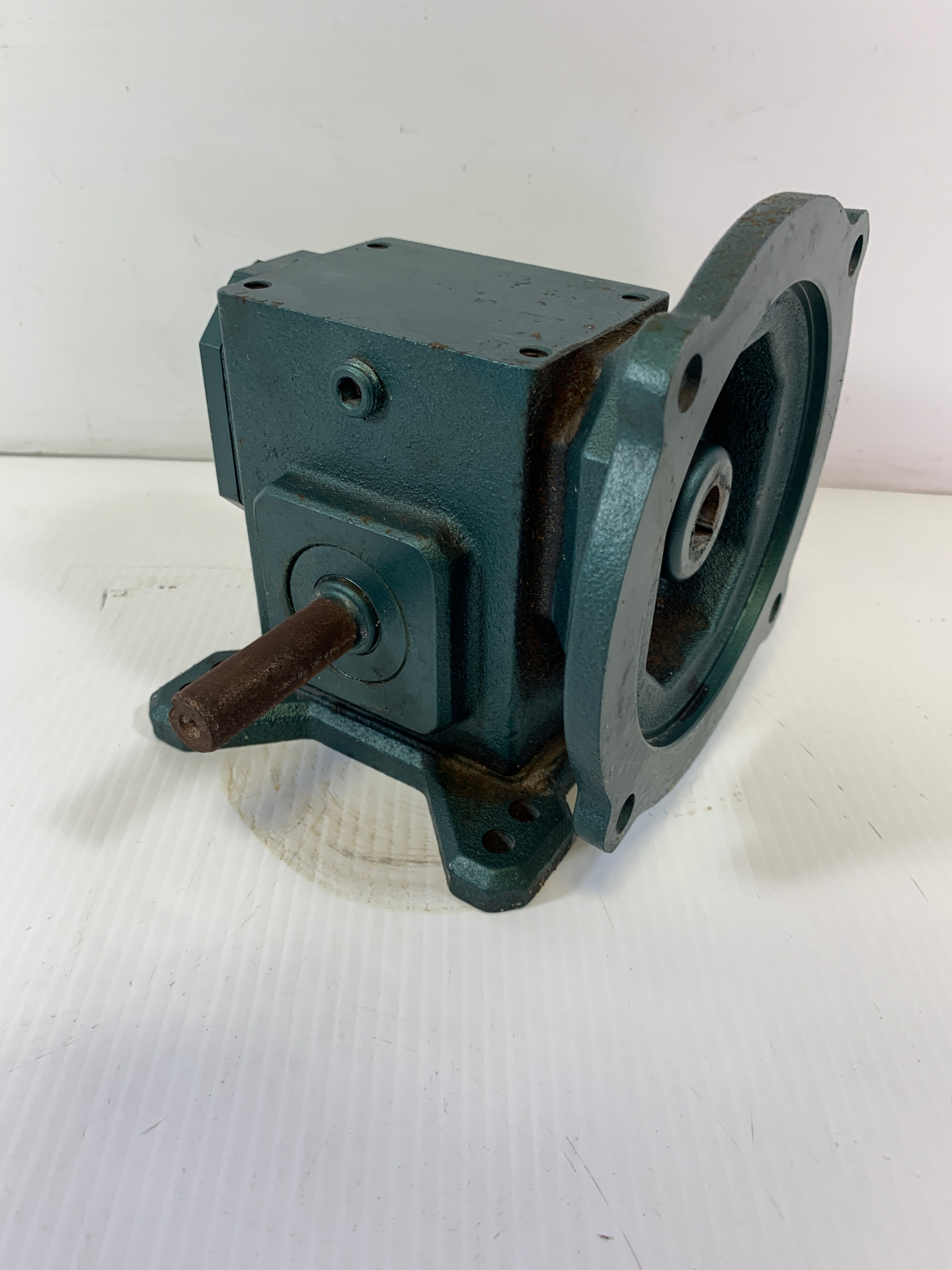 Grove Gear TMQ213-2 Ratio 5:1 Frame 56C 1.058 HP