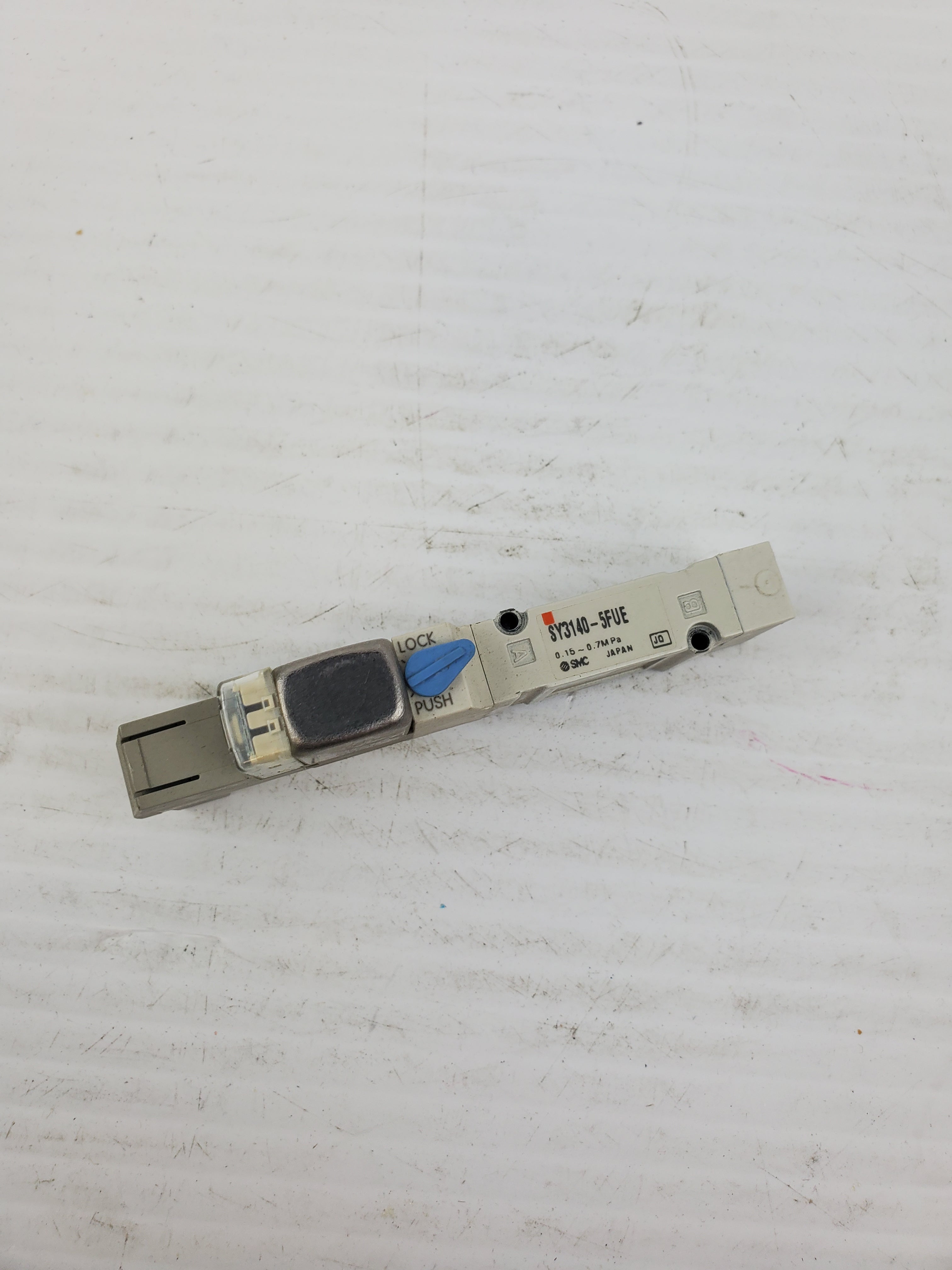 SMC SY3140-5FUE Solenoid Valve 0.15-0.7MPa SY31405FUE