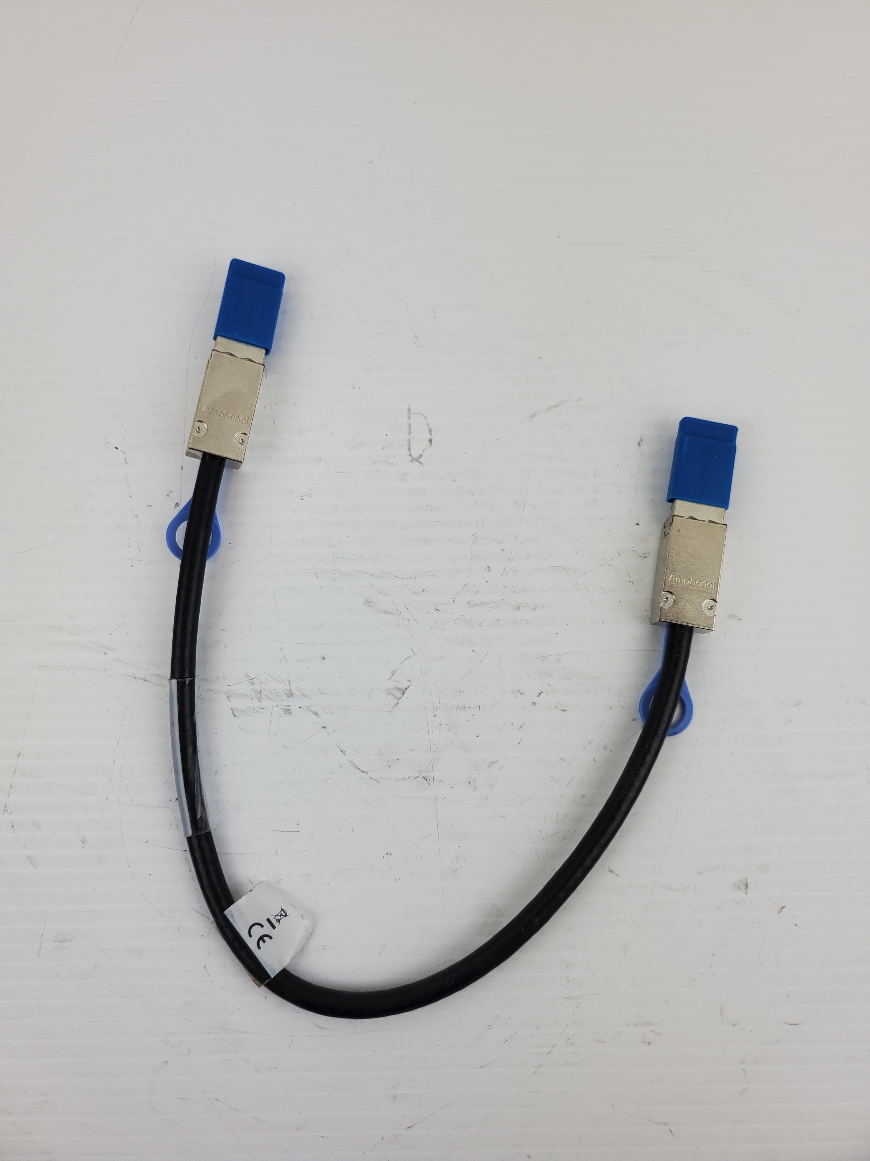 Dell CN-0YP20D-76962-675-14NM Amphenol Cable