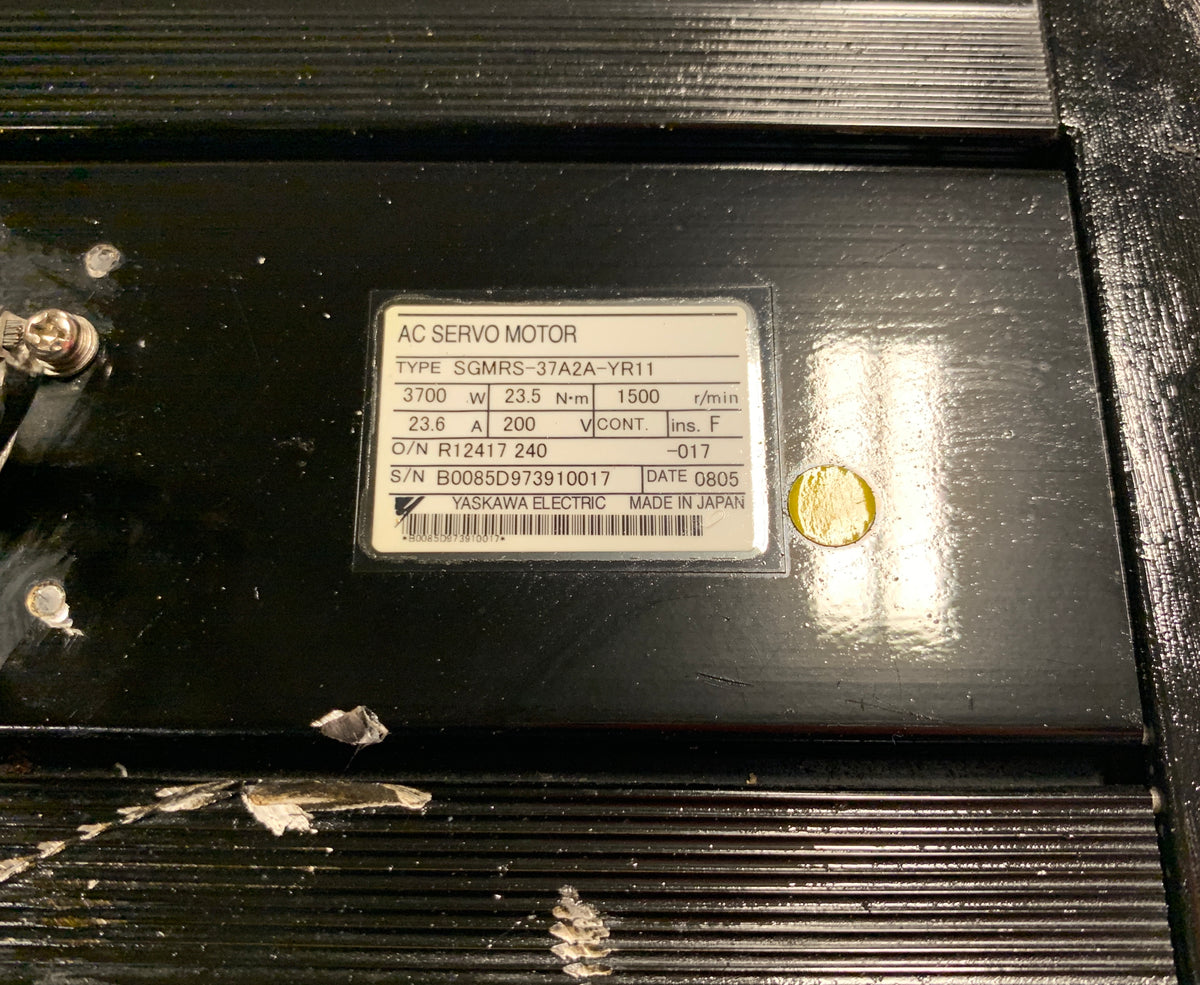 Yaskawa SGMRS-37A2A-YR11 Servo Motor 3700W 23.5 Nm 1500 r/min 23.6A 200V