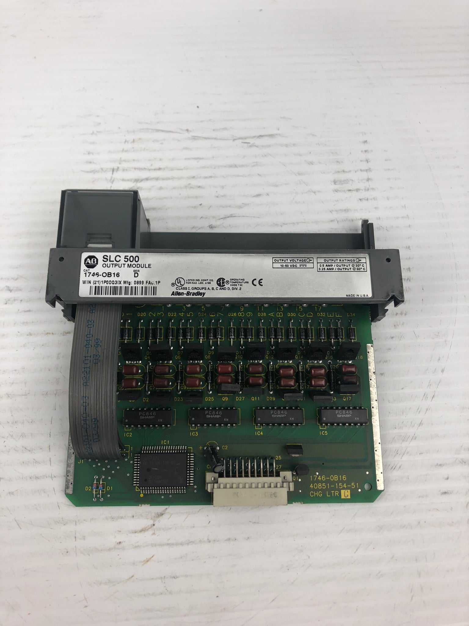 Allen-Bradley 1746-OB16 Output Module Series D SLC 500 - No Door