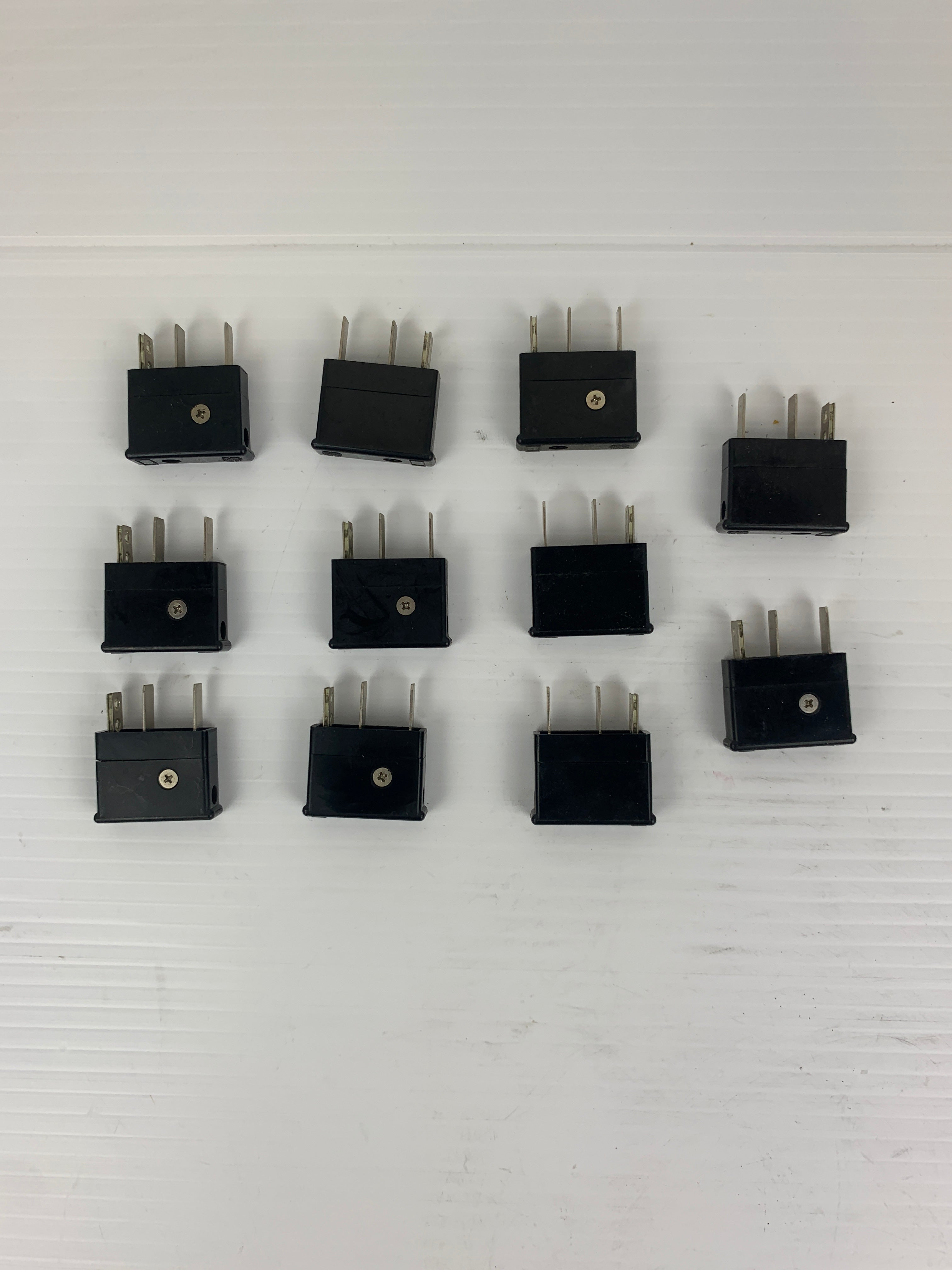 Industrial Generic Fuses 3 Amp 125 Volt - Lot of 11