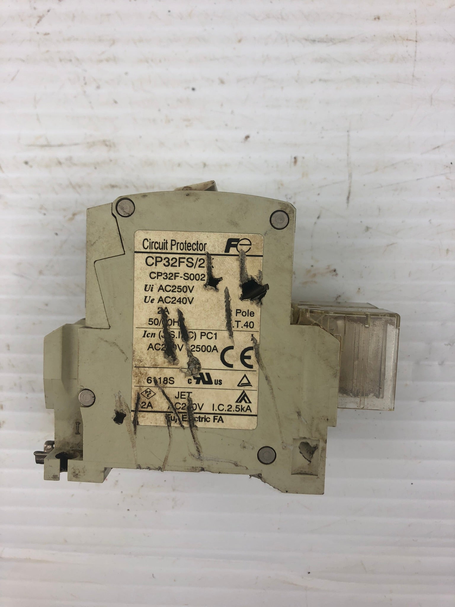 Fuji Electric CP32FS/2K Circuit Protector 2P 2A 50/60Hz CP32F-S002