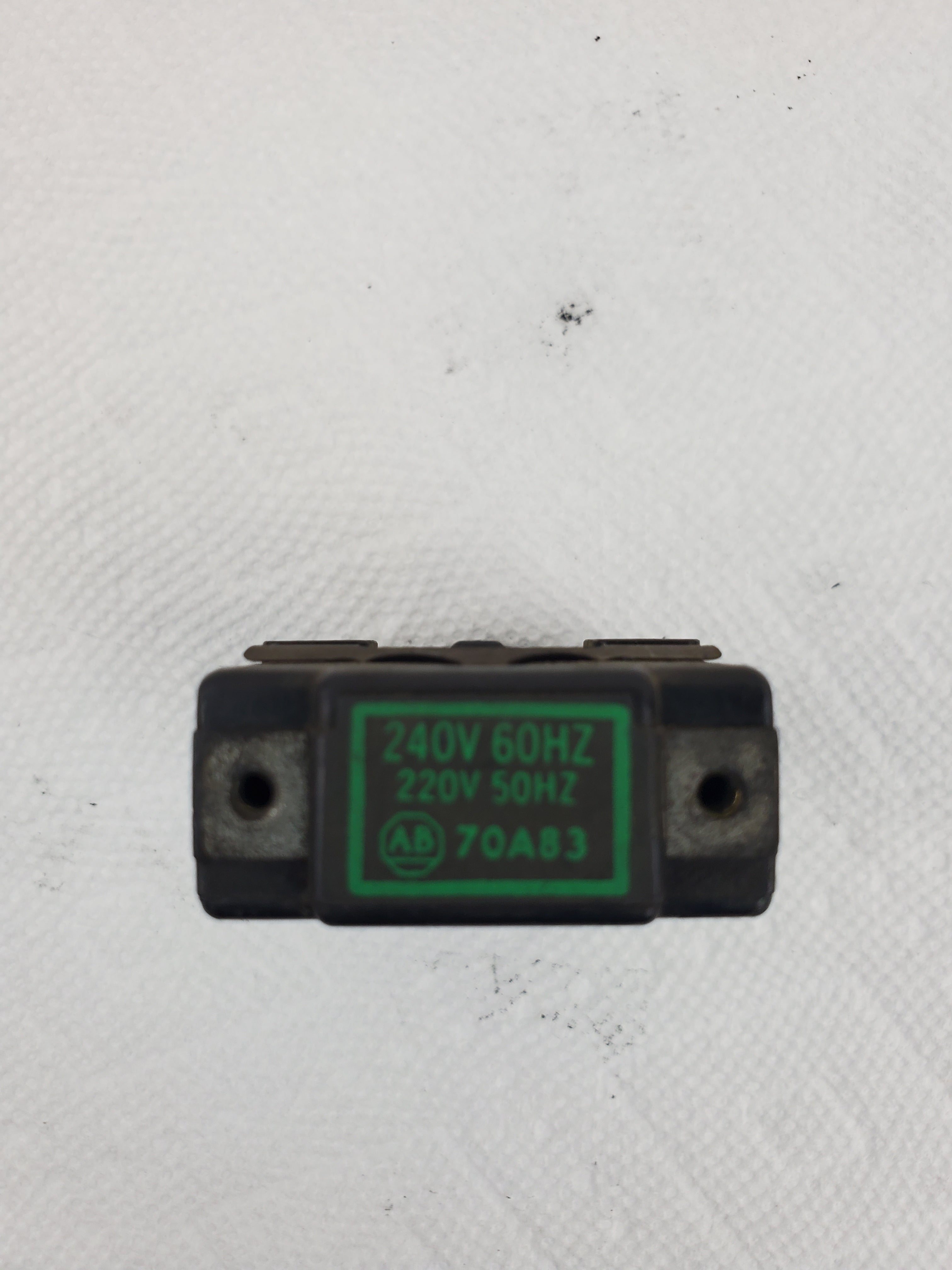 Allen-Bradley 70A83 Operating Coil 240V-220V 60Hz/50Hz