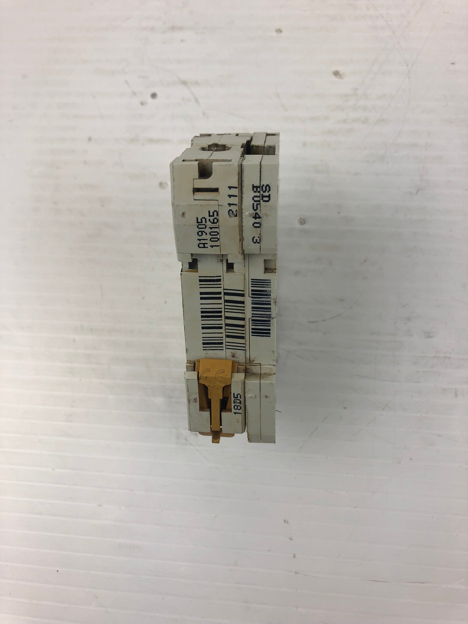 Merlin Gerin C3A 1-Pole Circuit Breaker 240V~60V 60104 Alarm Switch for C60