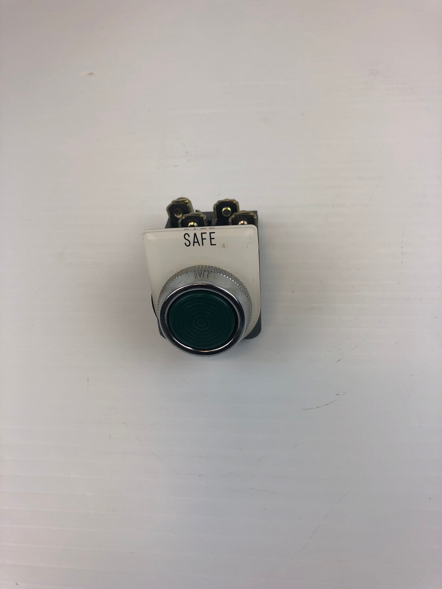 Fuji 70C-IA Reset Button 600VAC 600VDC Green with Selection Safe