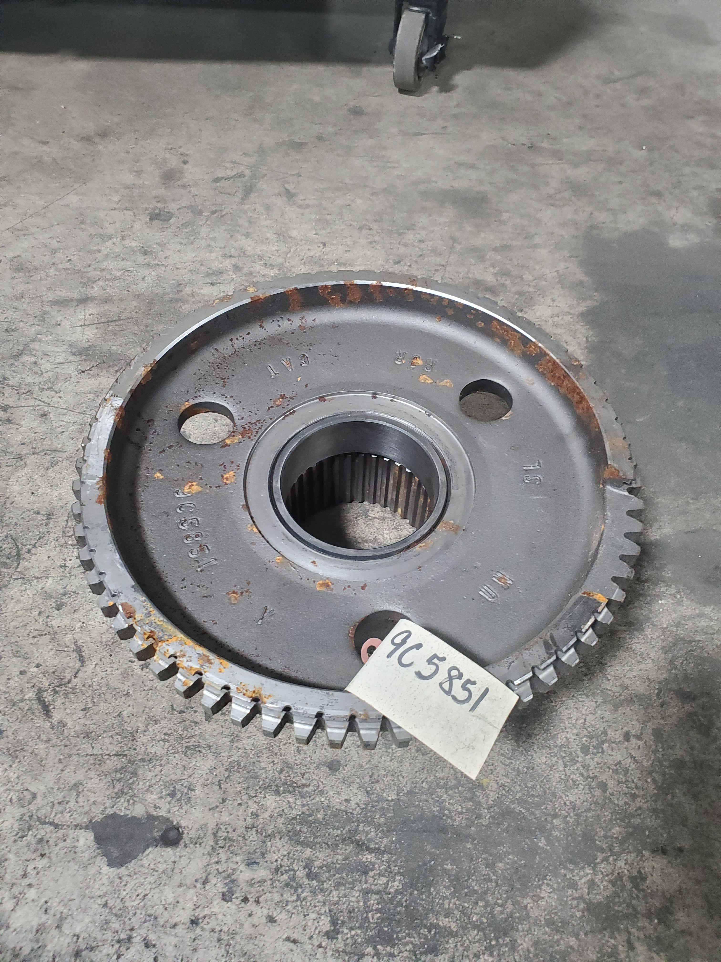CAT 9C-5851 Caterpillar Hub 9C5851