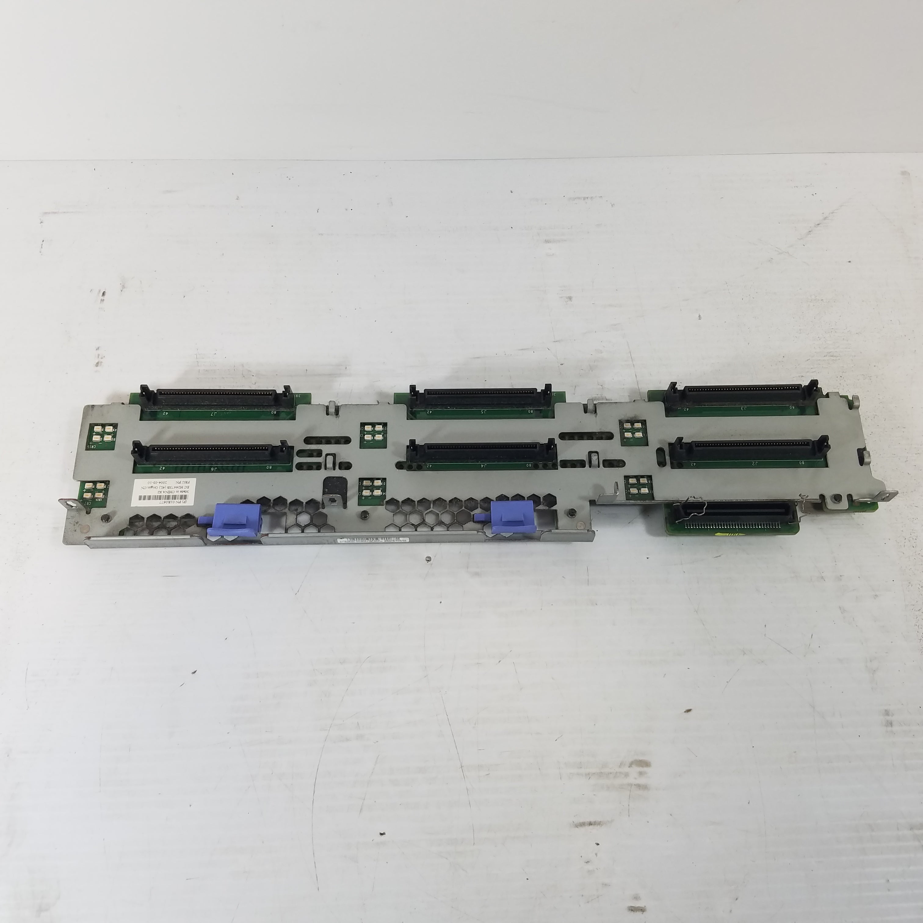 IBM xSeries 345 SCSI HDD Backplane Bracket and Board 01R0677 59P5856