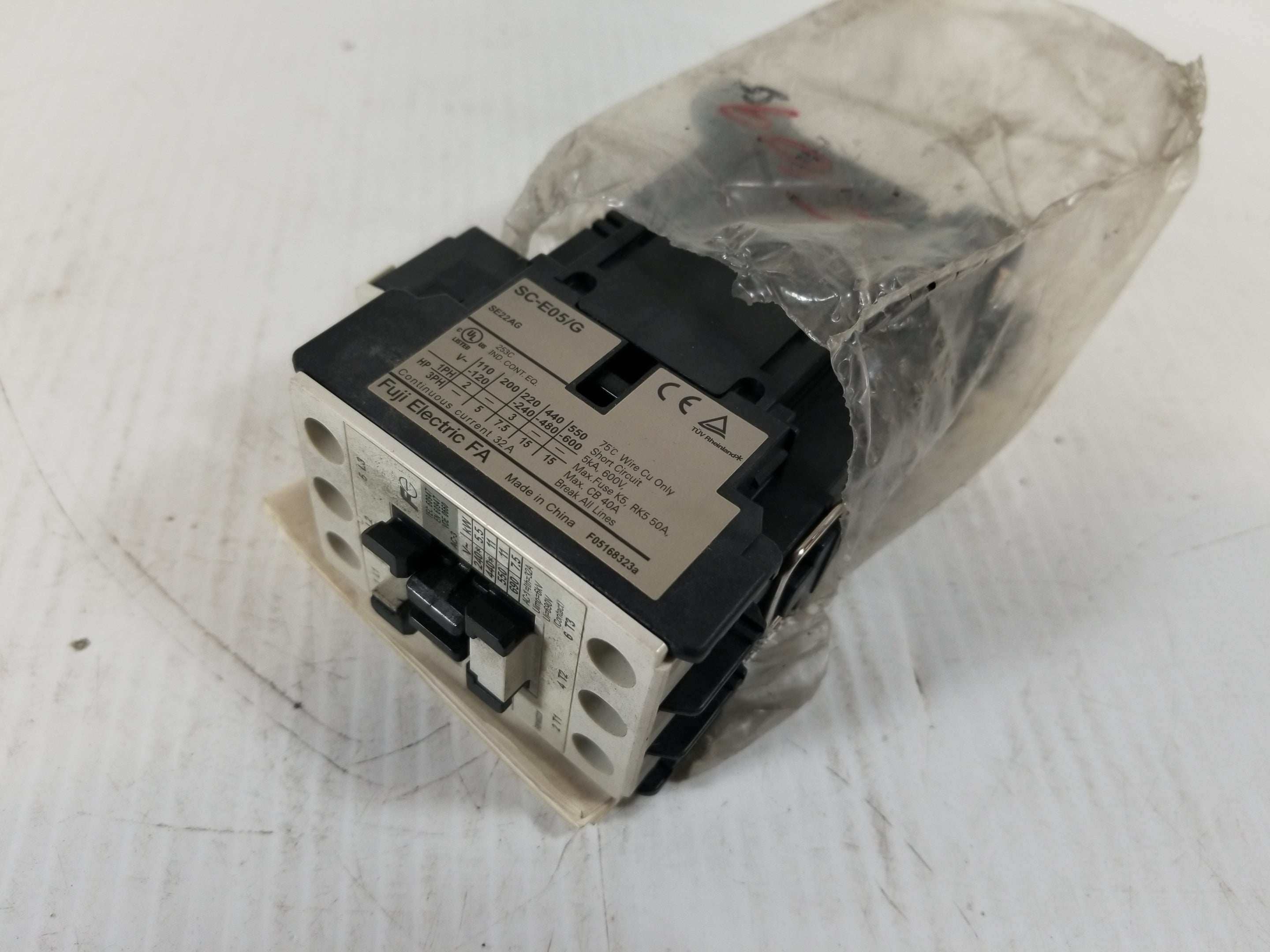 Fuji Electric SC-E05/G Electrical Contactor