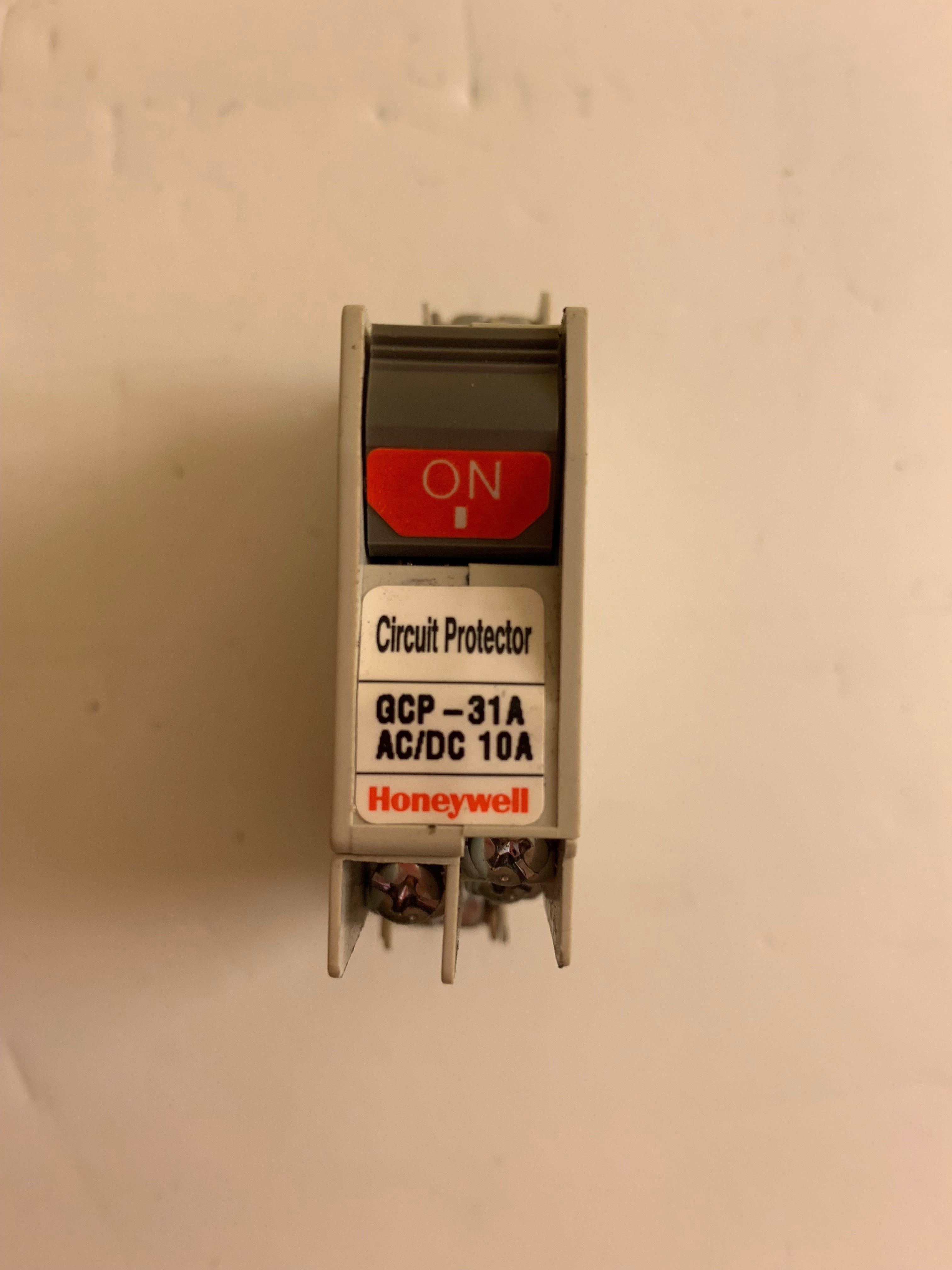 Honeywell GCP-31A Single Pole 10A AX Circuit Breaker
