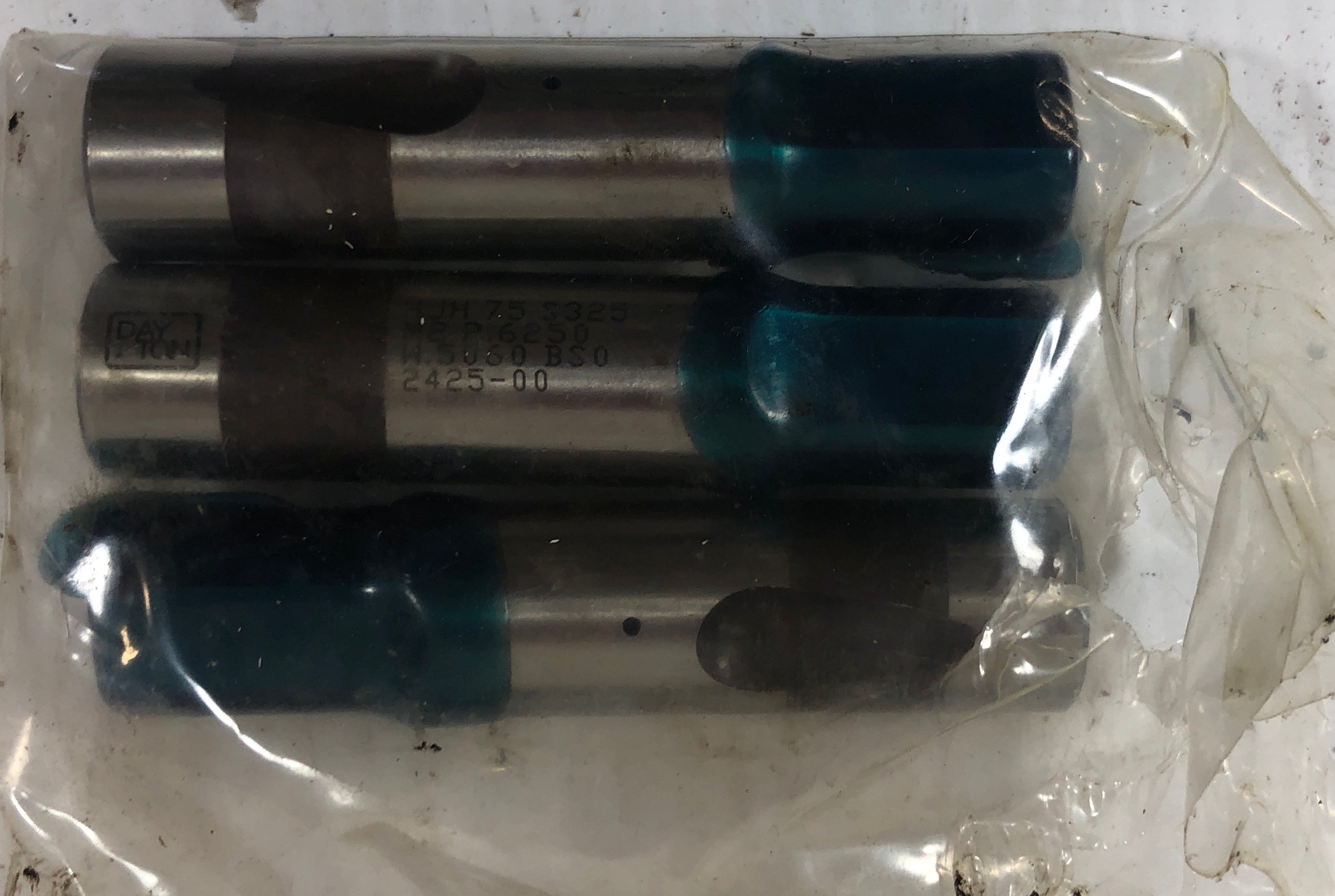 Dayton Versatile Kommercial Press Fit Ball Lock HJH75S325 Box of 3