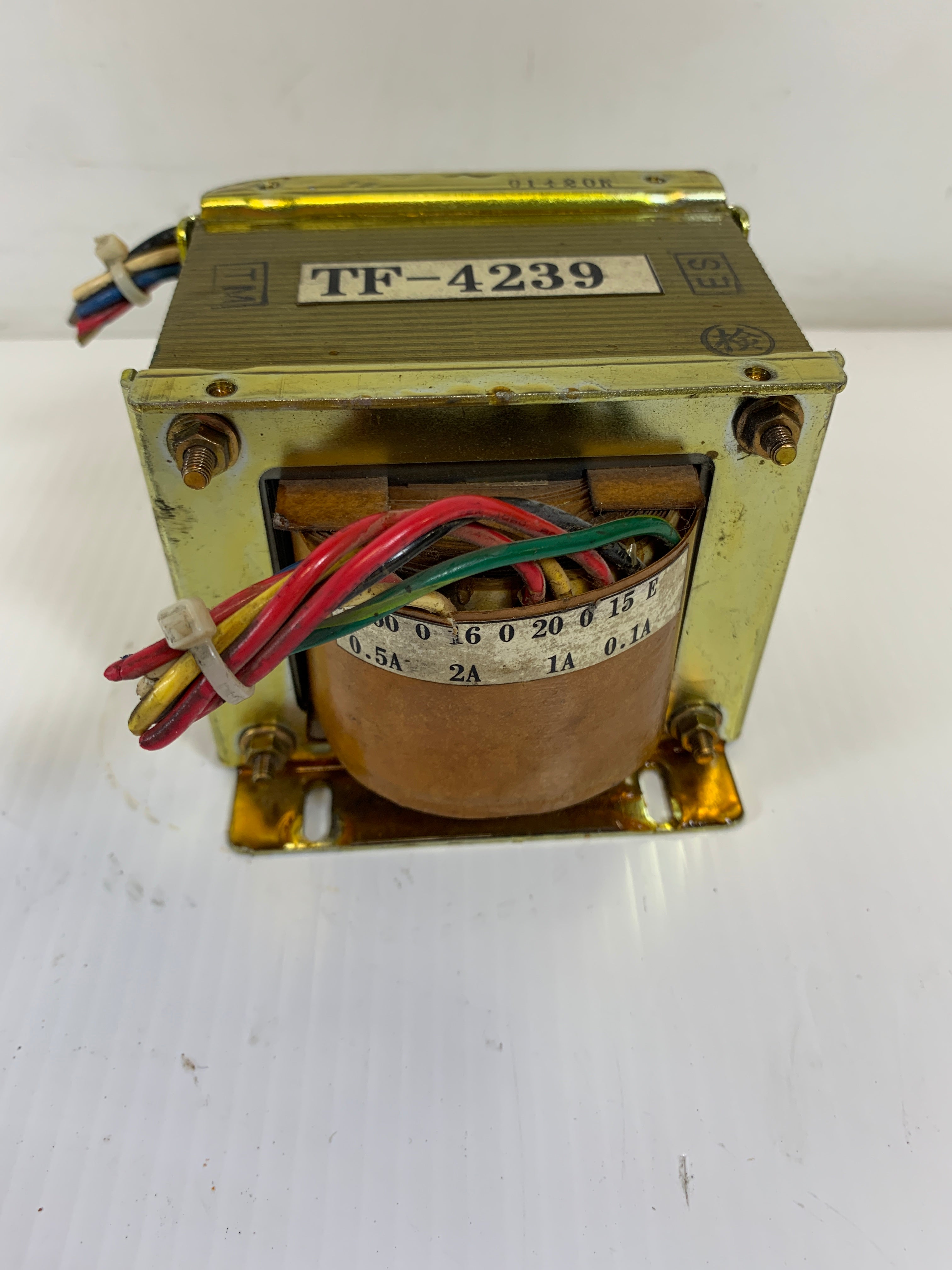 Transformer TF-4239 480/415/380/210V 0.5/2/1/0.1A